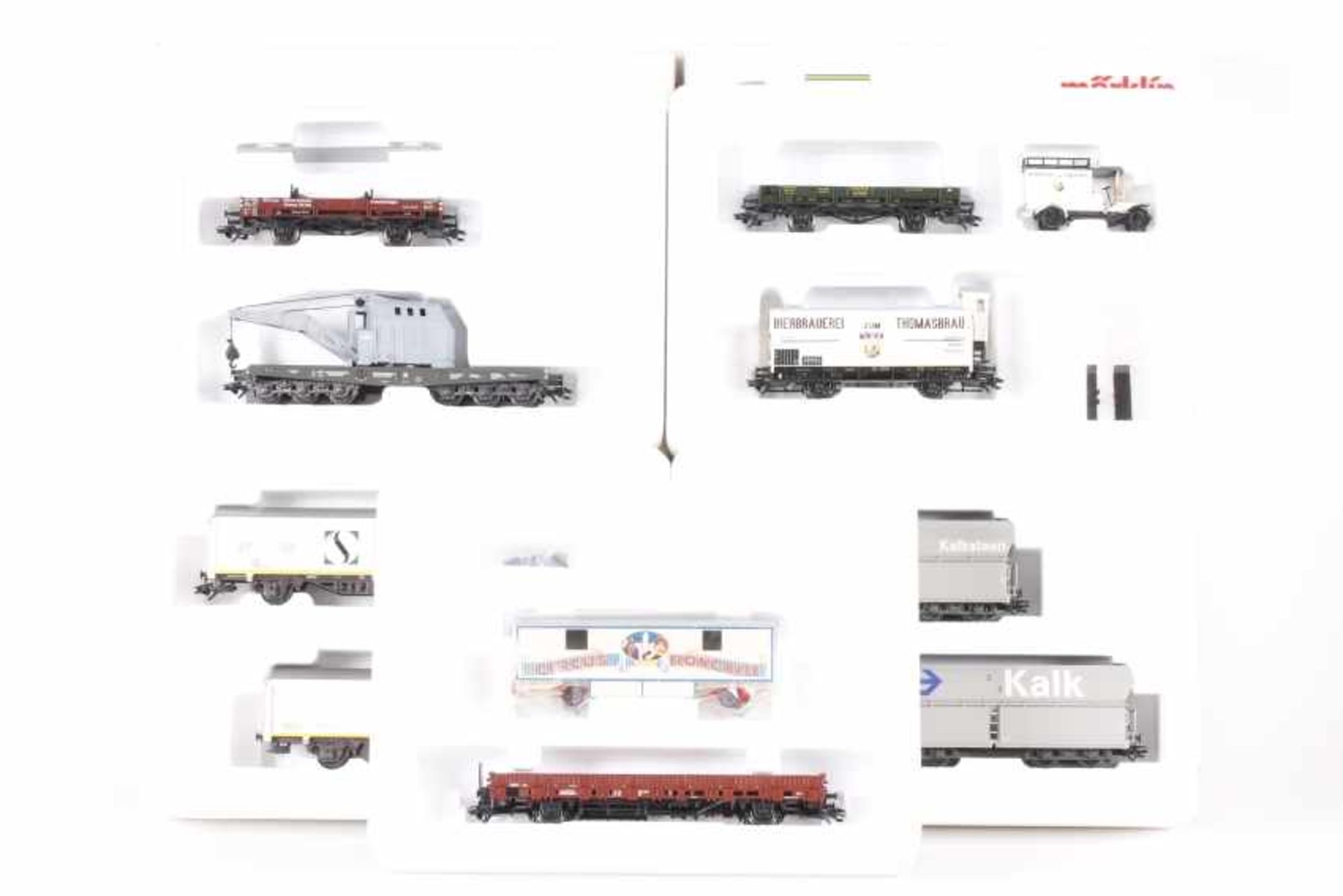 Märklin, neun Güterwagen in fünf SetsMärklin, neun Güterwagen in fünf Sets, 46242, 46947, 47348,