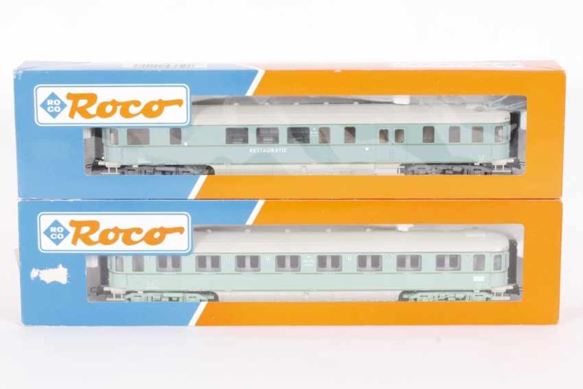 Roco zwei PersonenwagenRoco zwei Personenwagen, 44290, 44283, sehr guter Zustand, Kartons mit