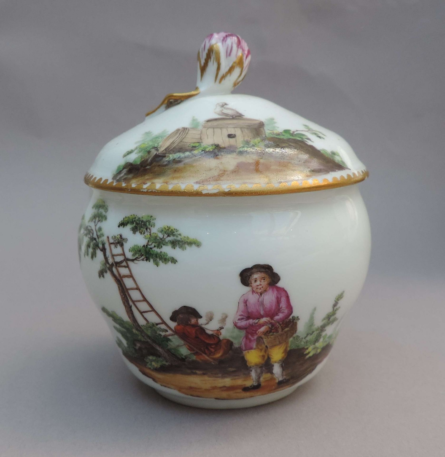 TEESOLITÄRSERVICE, Tablett, Kgl Porzellanmanuf Meissen, 1730-1763, bunt, Figurenmalerei nach Watteau - Image 6 of 11