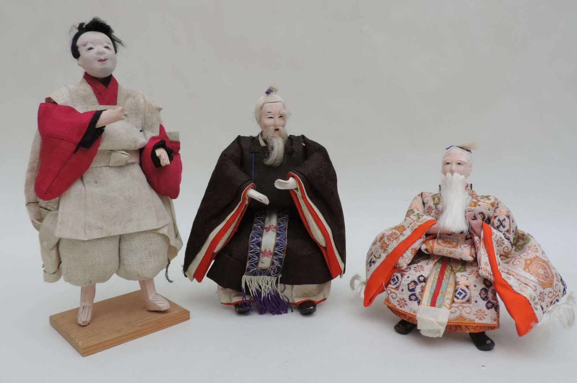 HINA-PUPPEN, frühe Showa-Zeit, Puppenhofstaat zum Hina Matsuri (Mädchenfest), 2 Alte sitzend, 1