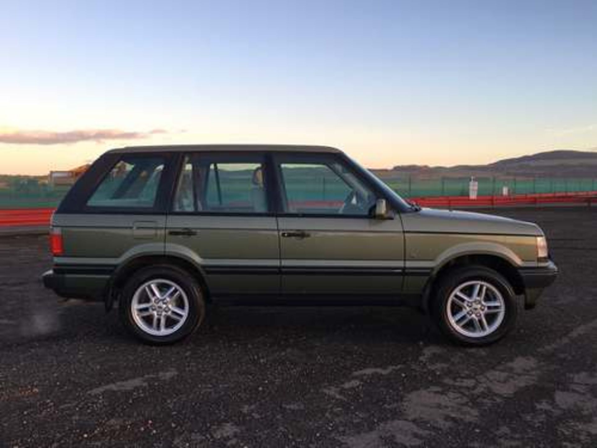 LAND ROVER RANGE ROVER HSE AUTO - 4556cc - Image 6 of 18