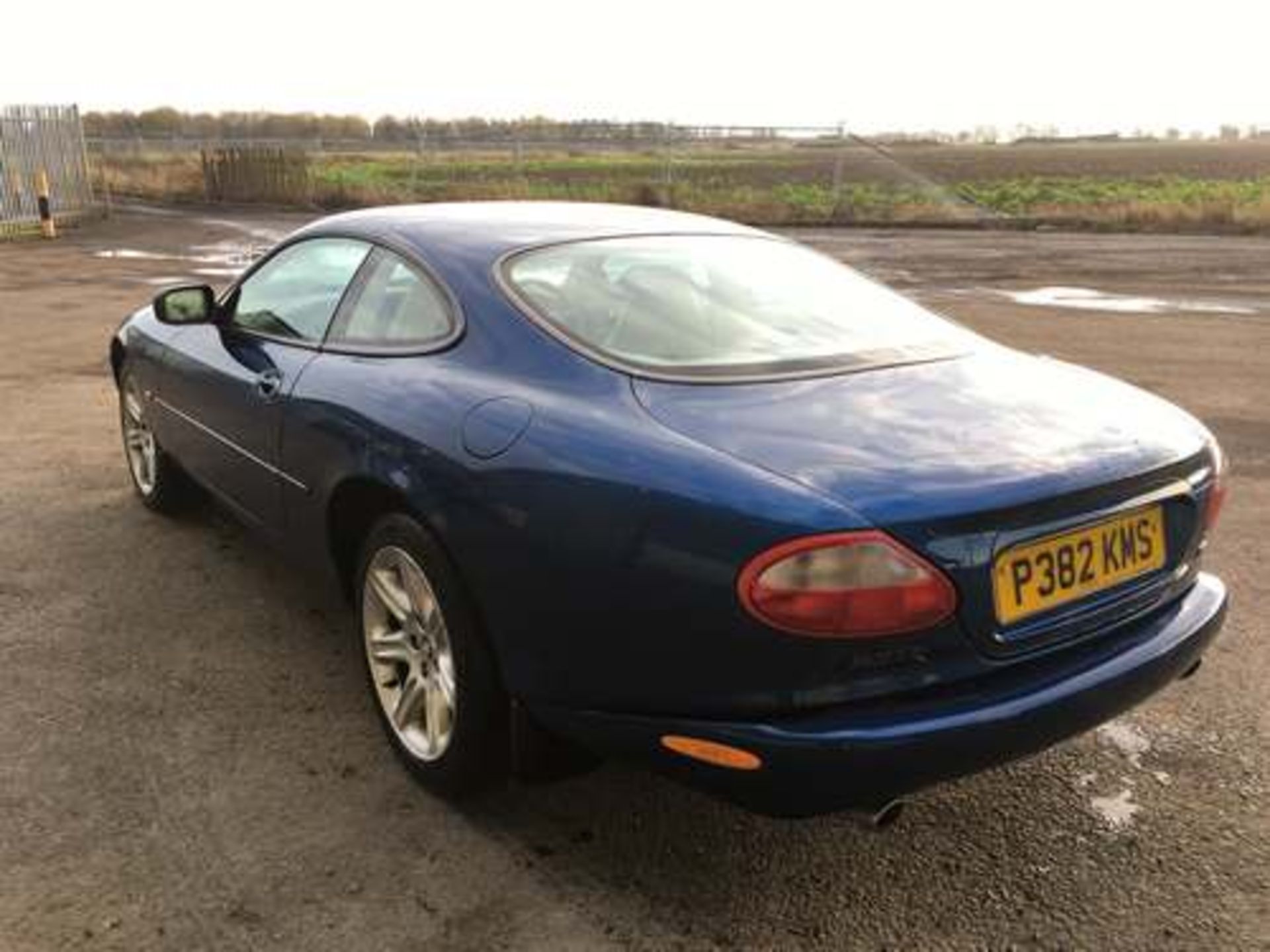 JAGUAR XK8 COUPE AUTO - 3980cc - Image 3 of 8