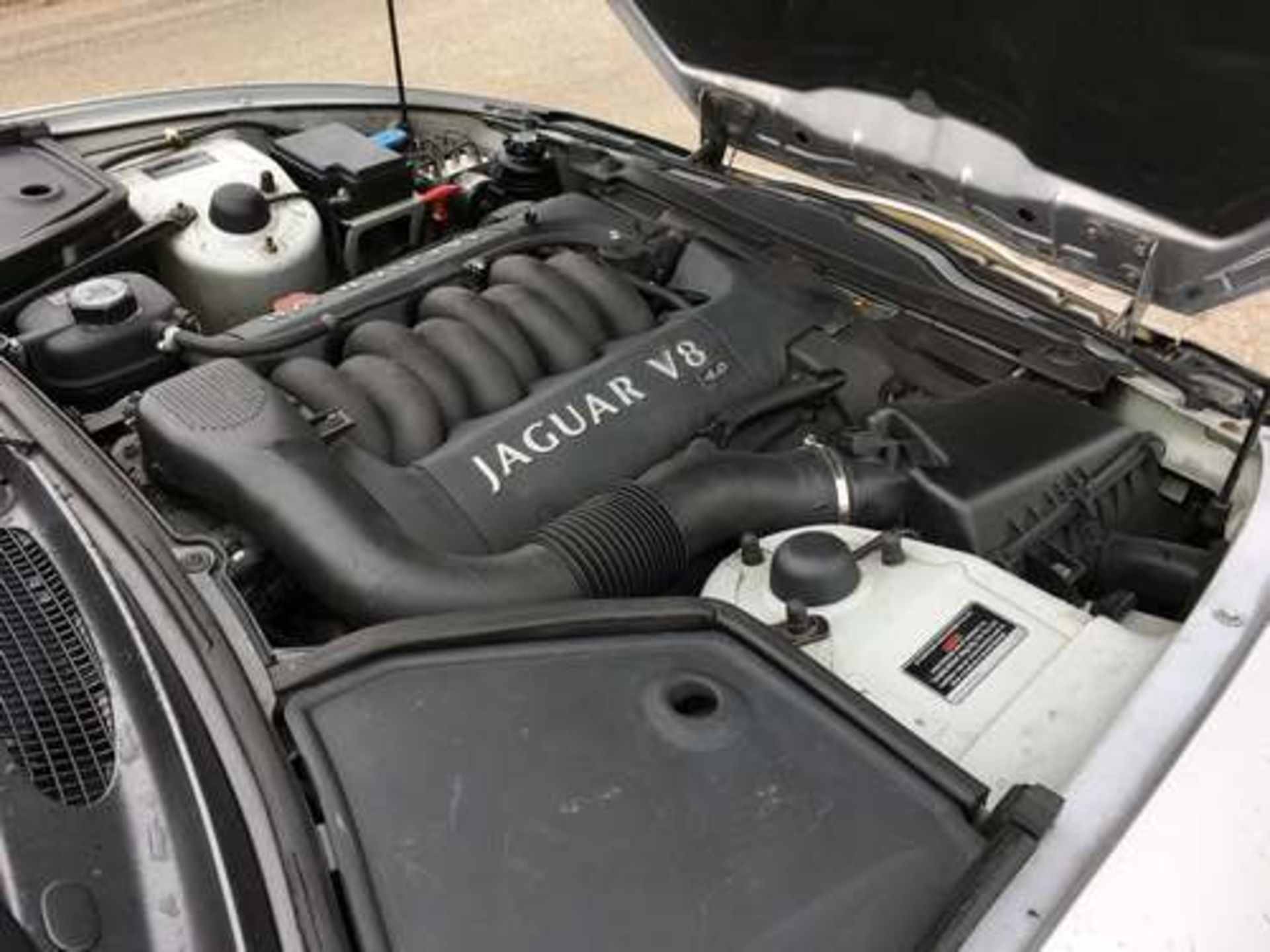 JAGUAR XK8 CONVERTIBLE AUTO - 3996cc - Image 21 of 21