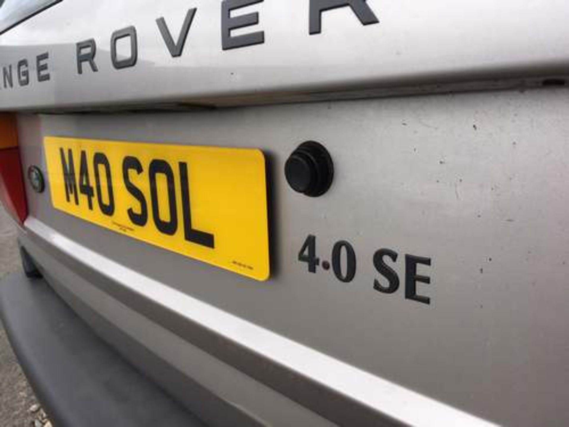 LAND ROVER RANGEROVER 4.0 SE AUTO - 3947cc - Image 2 of 3