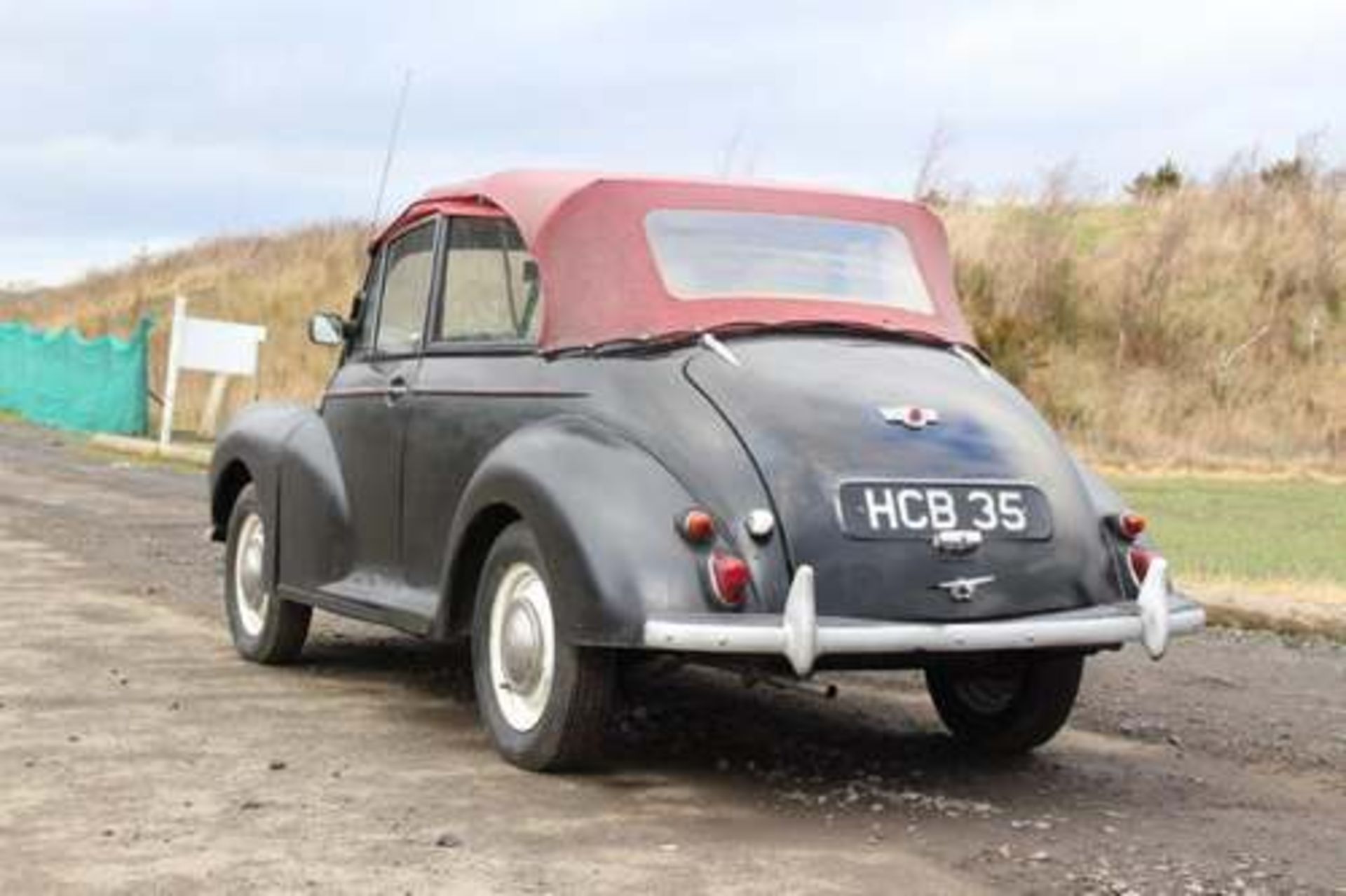 MORRIS MINOR - 948cc - Image 2 of 11