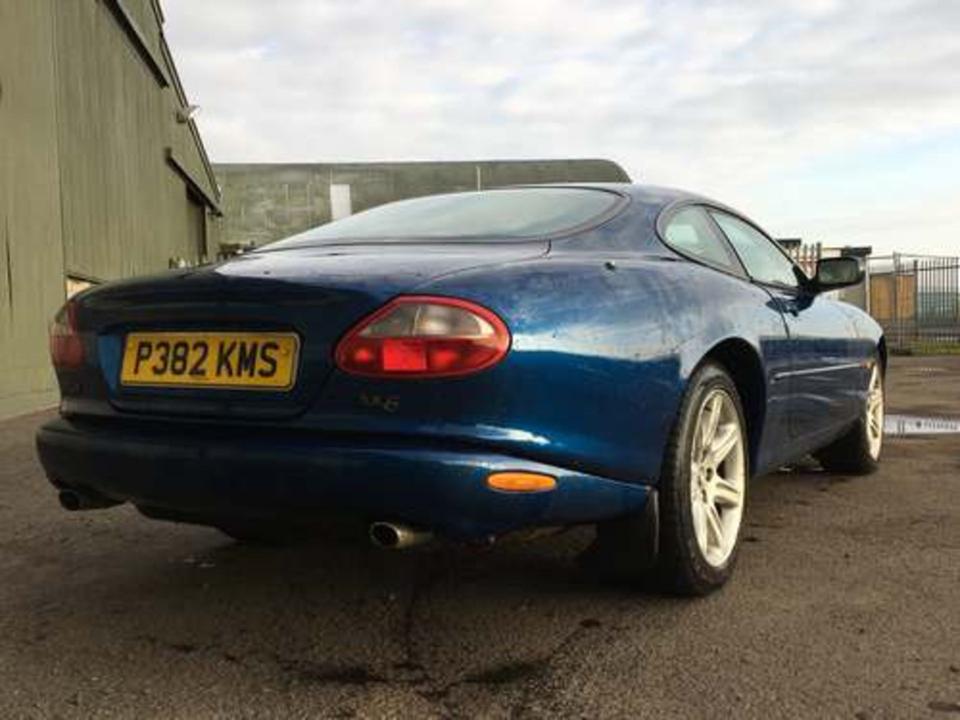 JAGUAR XK8 COUPE AUTO - 3980cc - Image 4 of 8