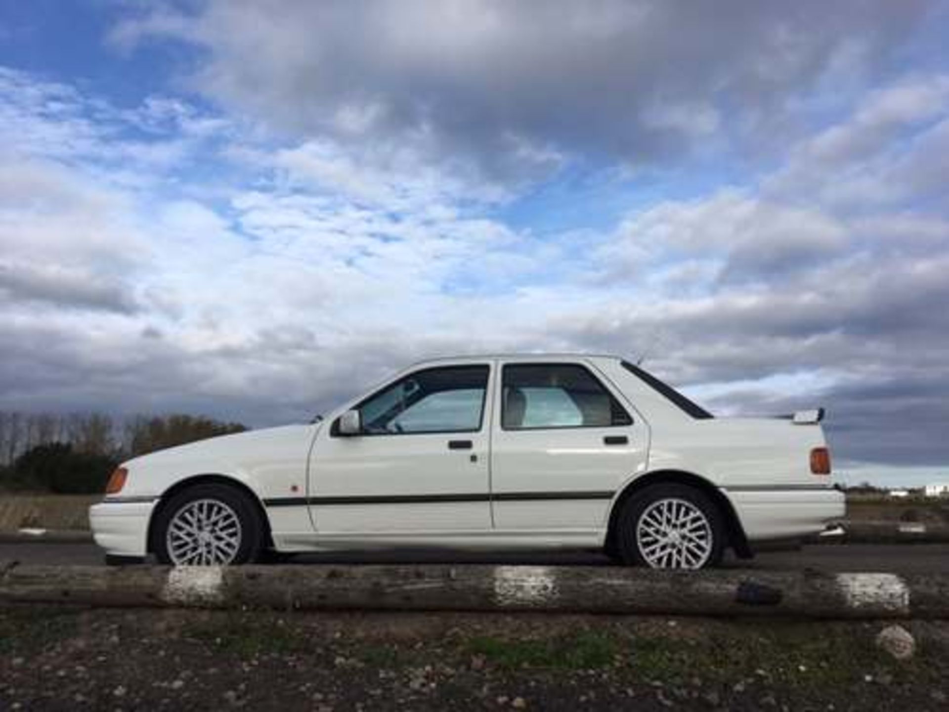 FORD SIERRA RS COSWORTH - 1993cc - Image 3 of 14