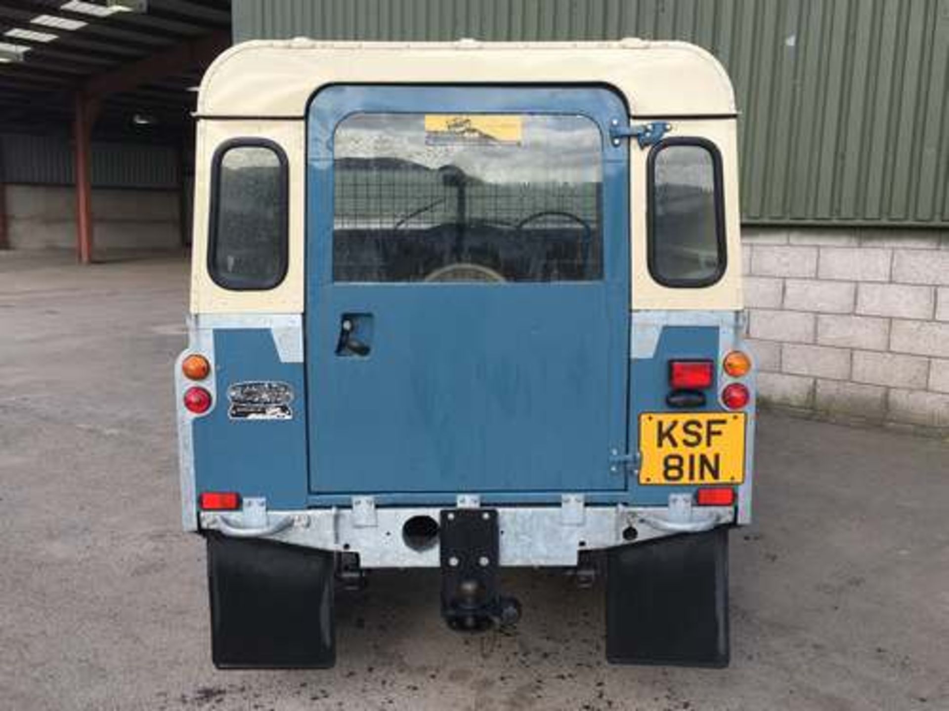 LAND ROVER 88" - 4 CYL - 2286cc - Image 8 of 15