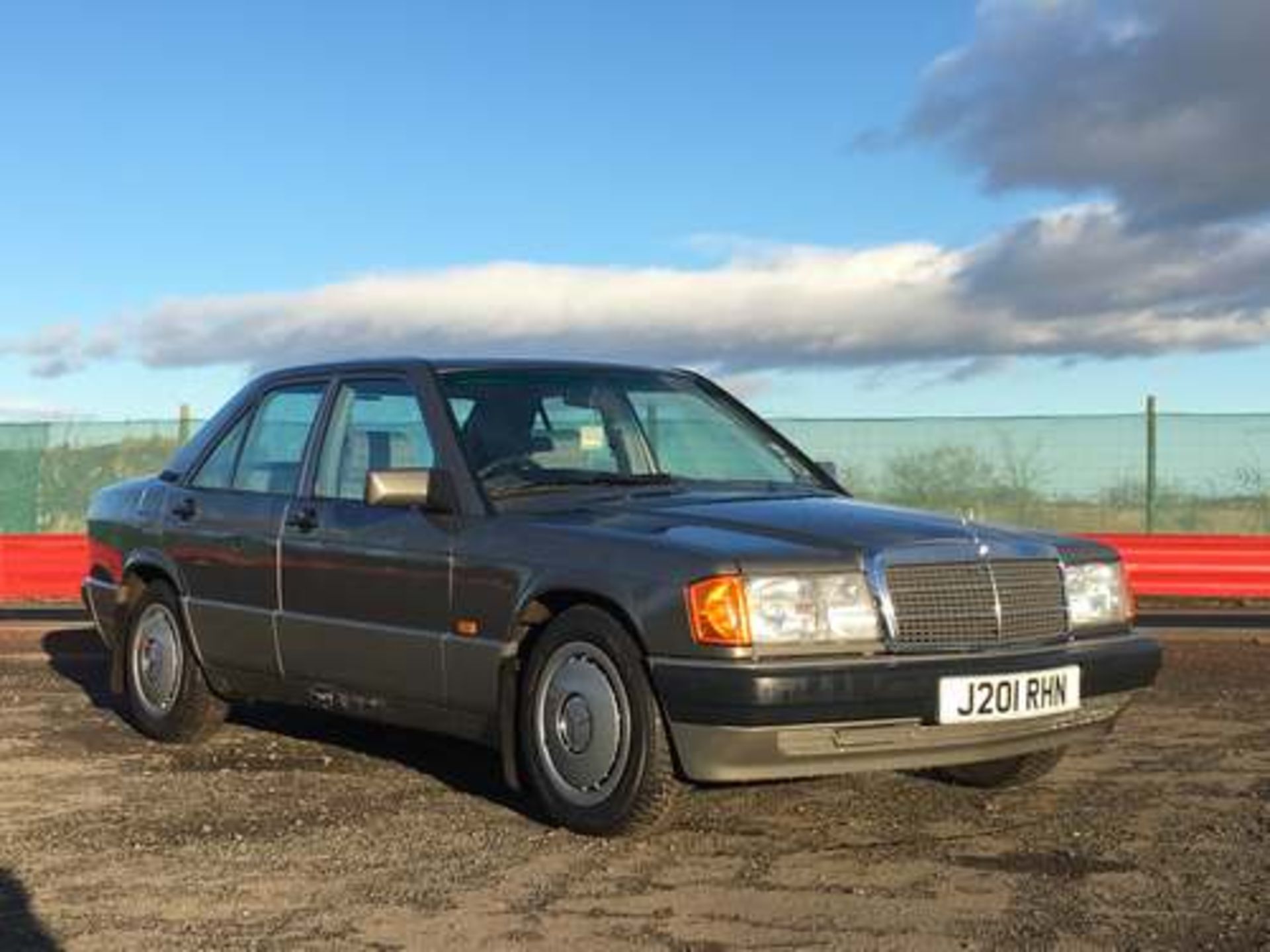 MERCEDES 190E AUTO - 1997cc