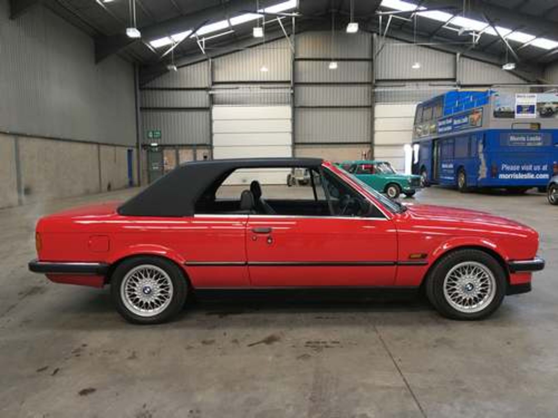 BMW 325I CABRIOLET - 2494cc - Image 6 of 21