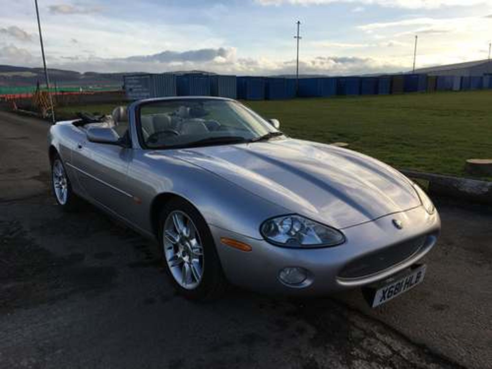 JAGUAR XK8 CONVERTIBLE AUTO - 3996cc - Image 2 of 11