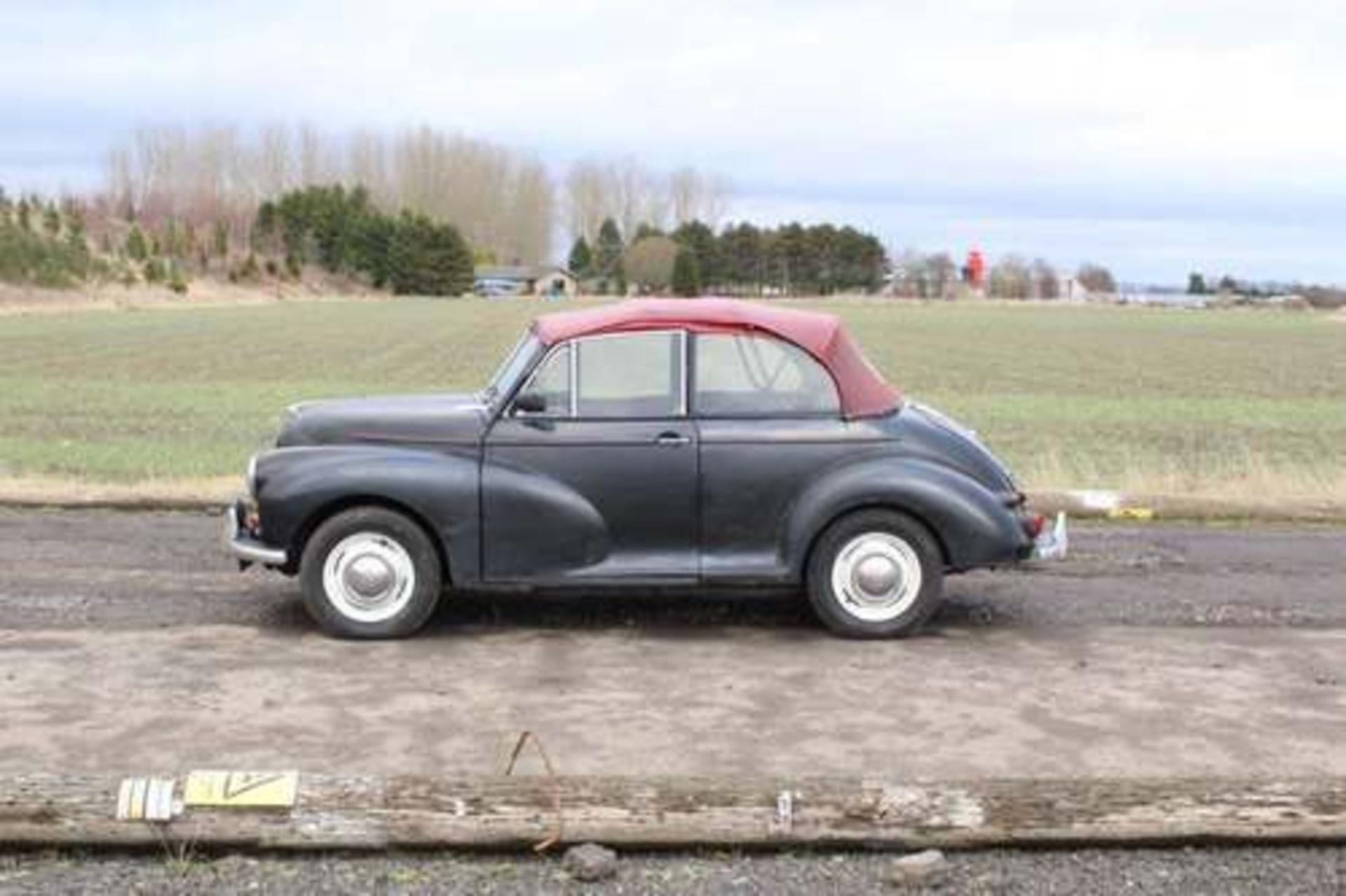 MORRIS MINOR - 948cc - Image 4 of 11