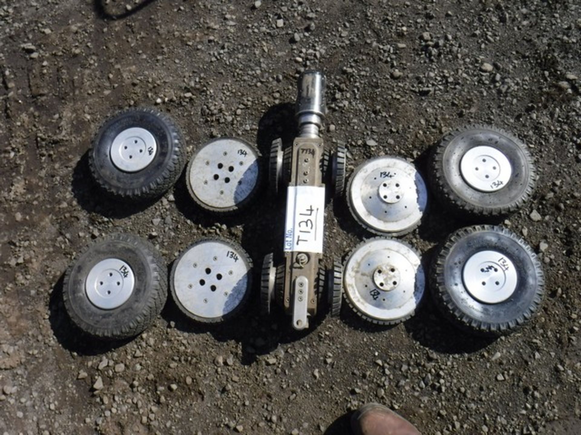 Drainage camera probe c/w 2 sets of spare wheels - Image 4 of 4