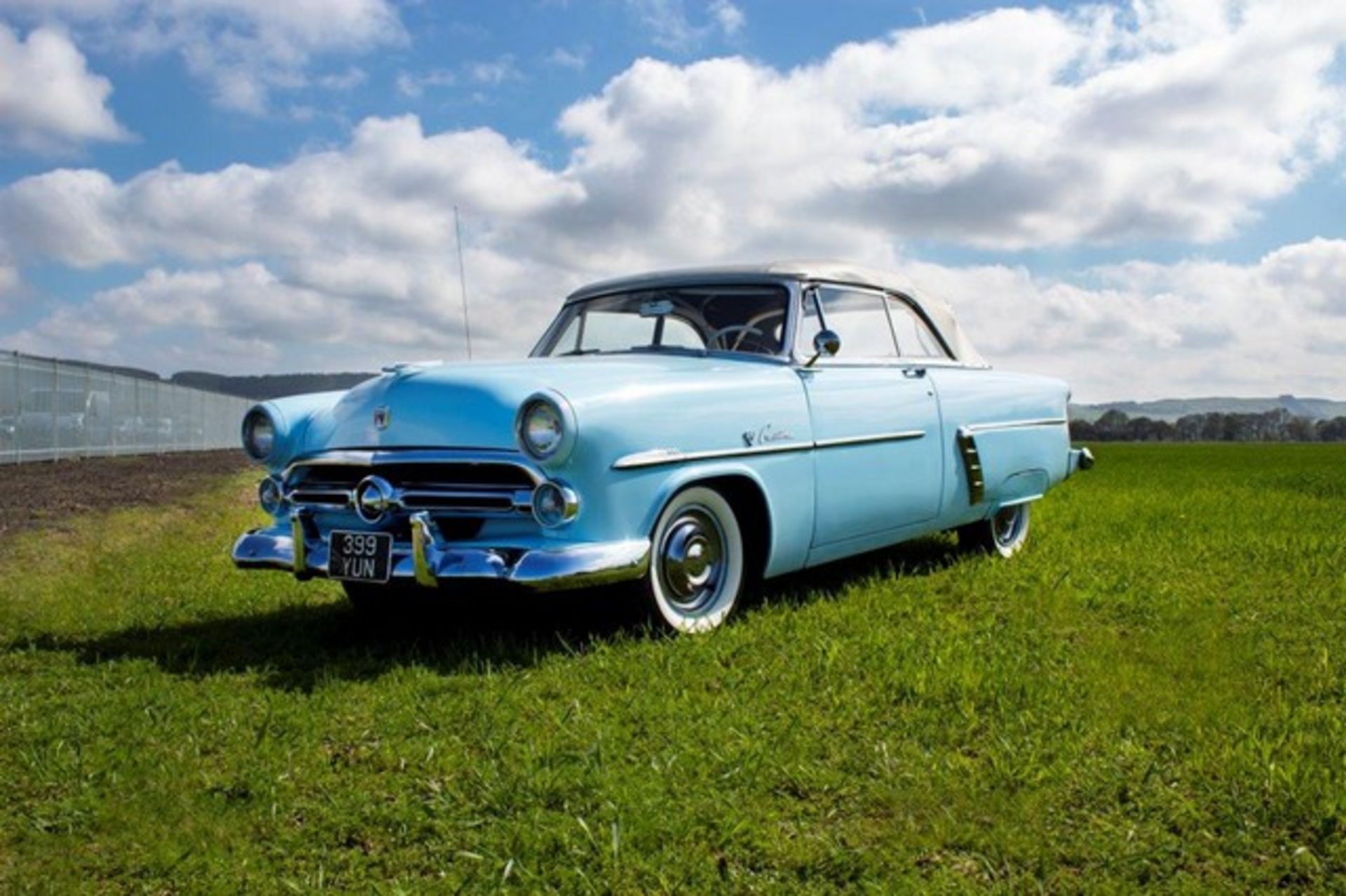 FORD CRESTLINE SUNLINER - 3916cc