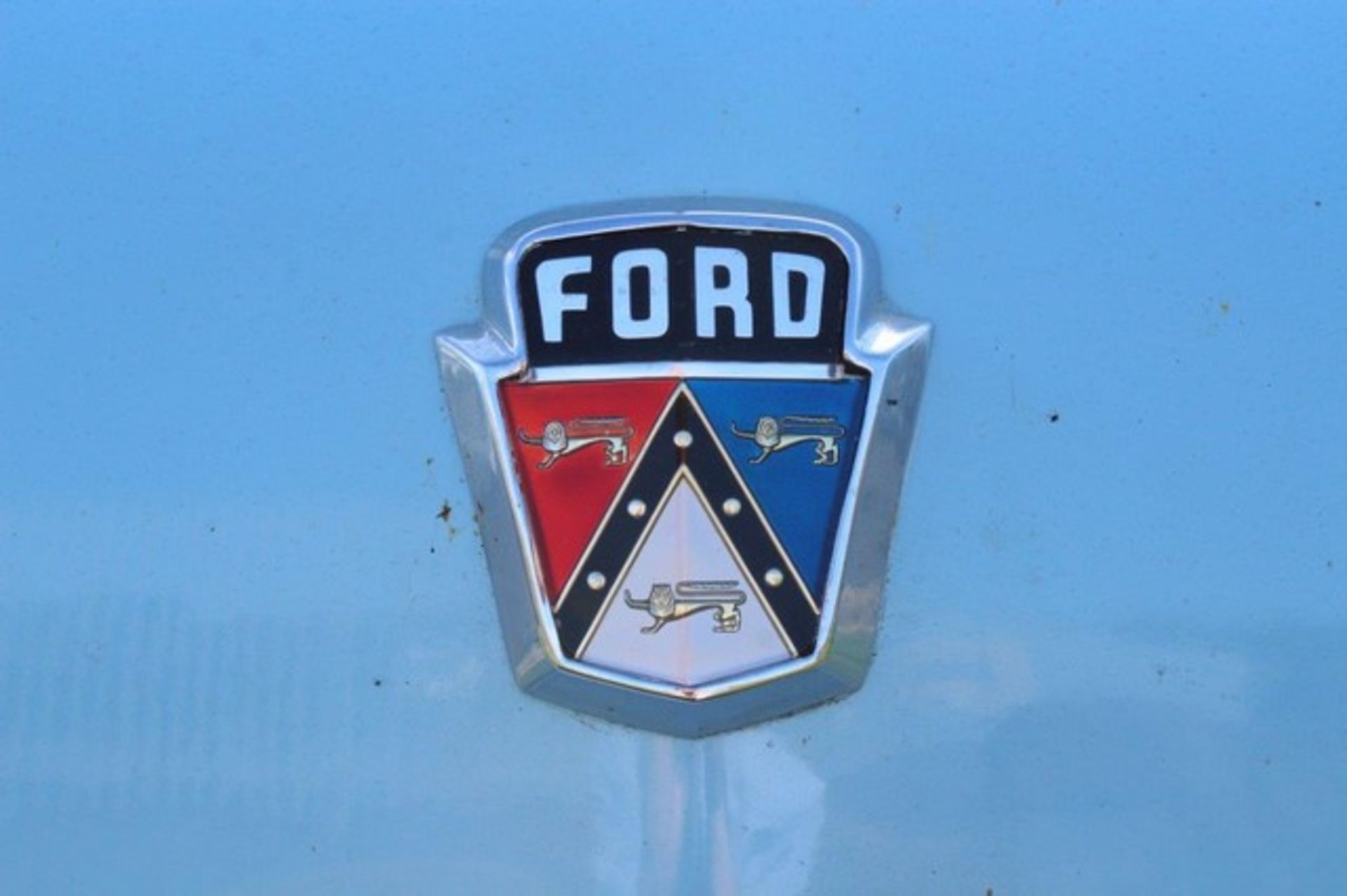 FORD CRESTLINE SUNLINER - 3916cc - Image 29 of 33