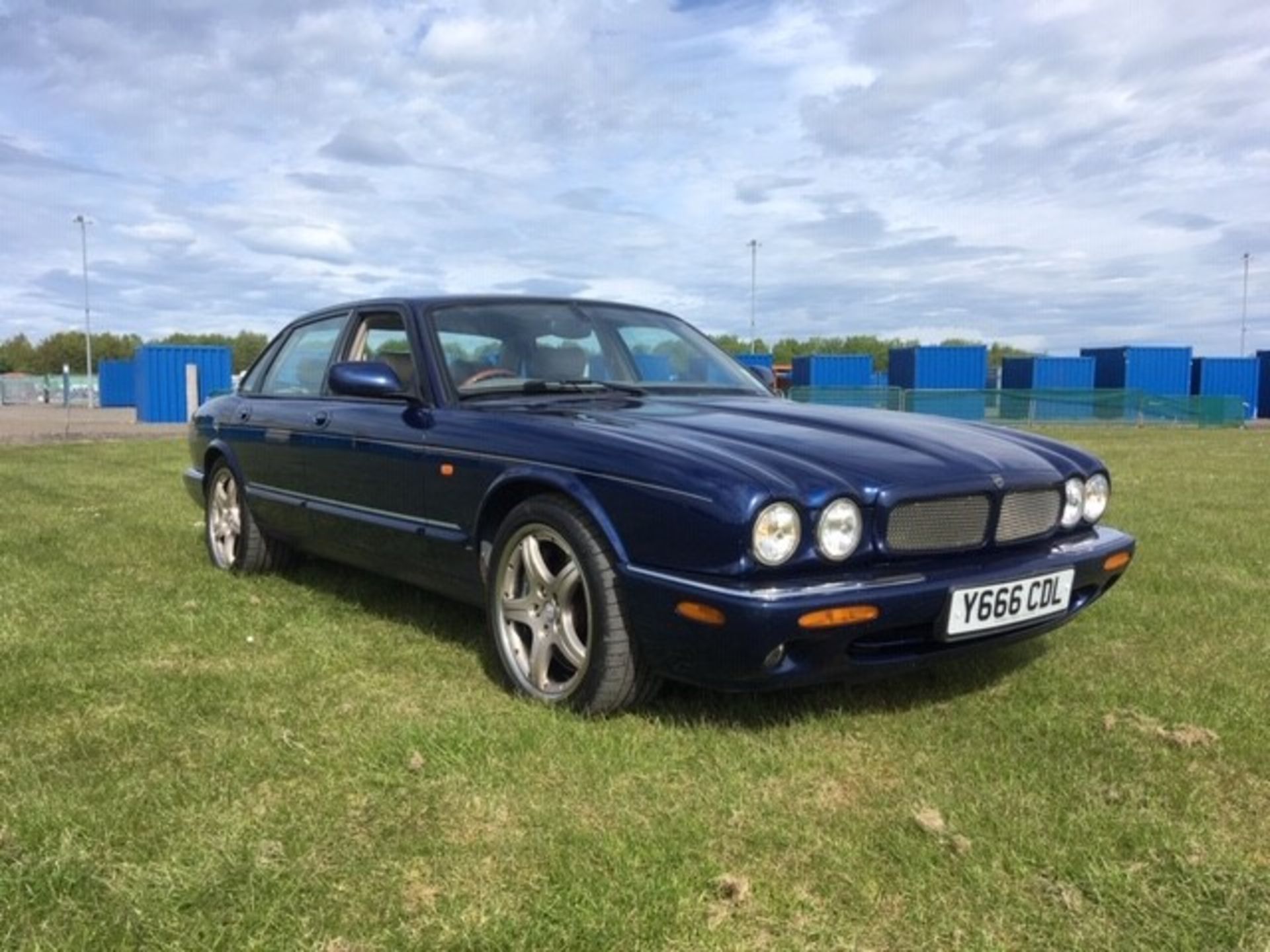 JAGUAR XJR V8 AUTO - 3996cc