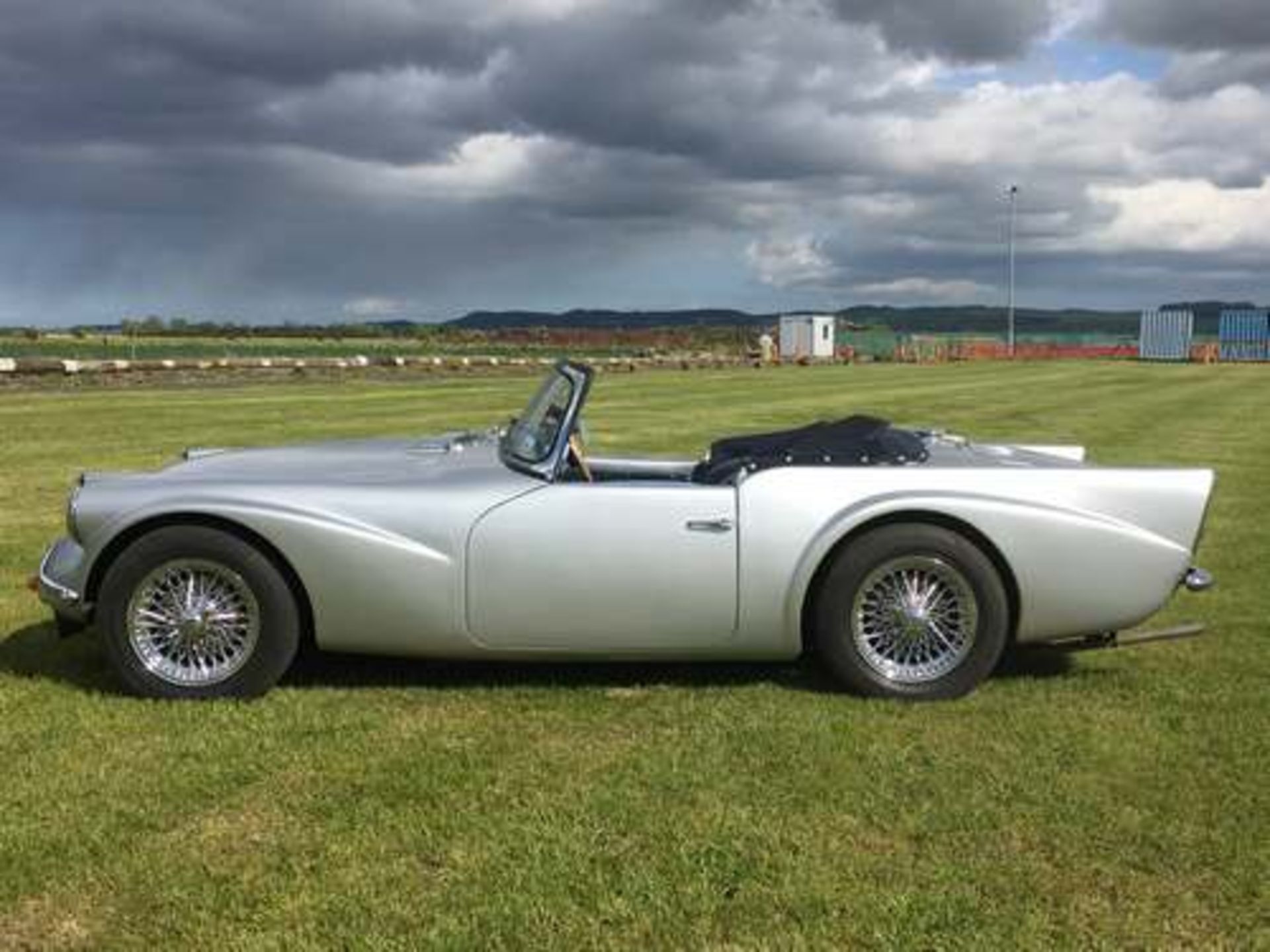 DAIMLER SP250 - 2548cc - Image 6 of 21