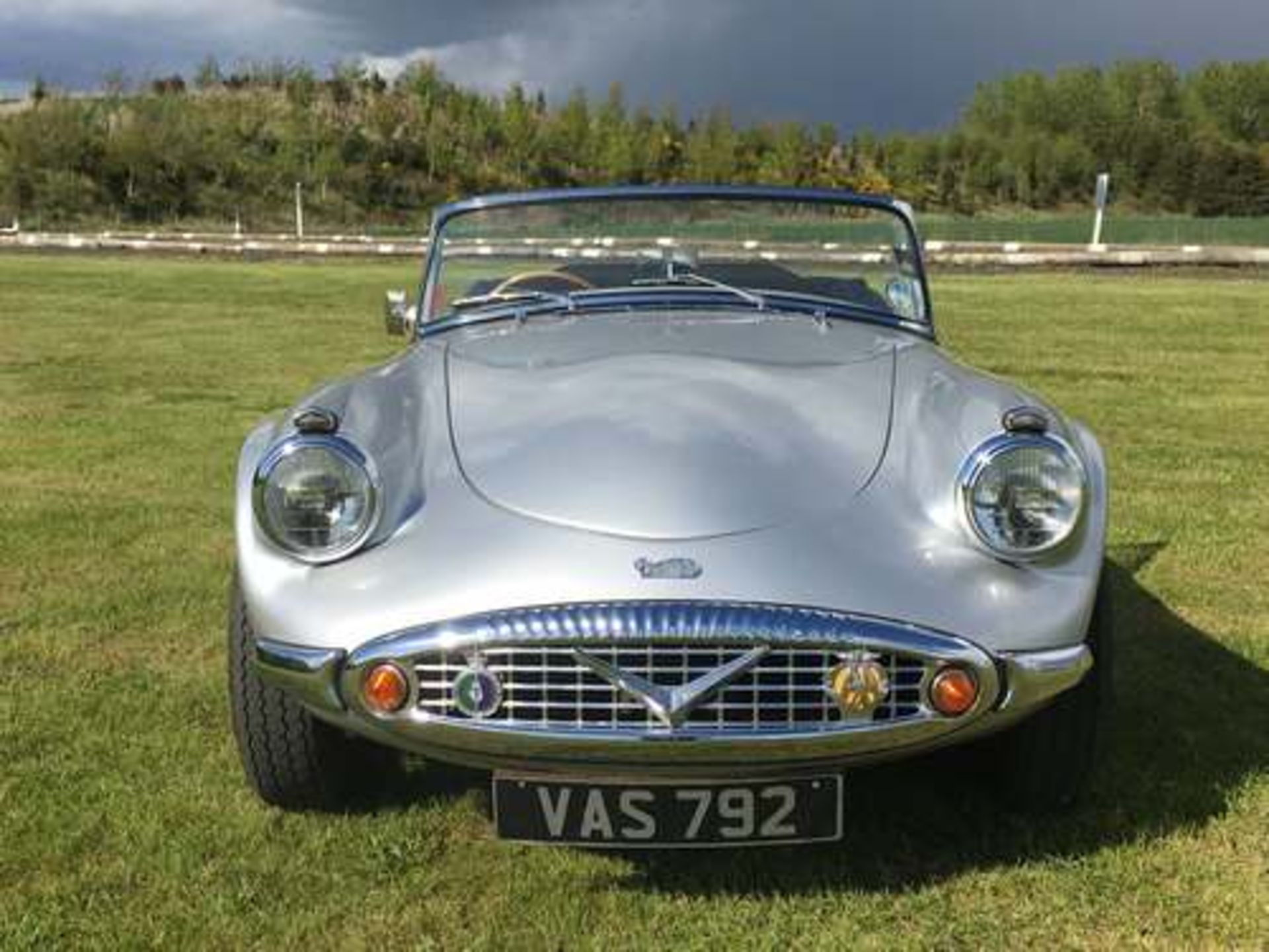 DAIMLER SP250 - 2548cc - Image 8 of 21