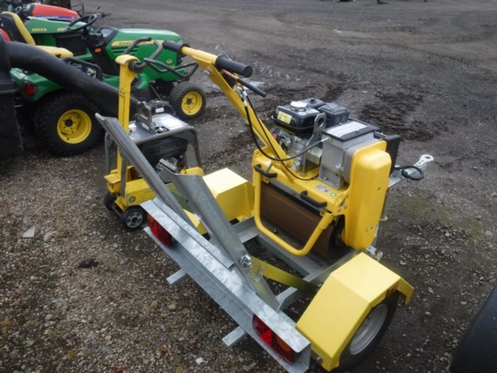 BOMAG BW55 ROLLER 2018 C/W TRAILER