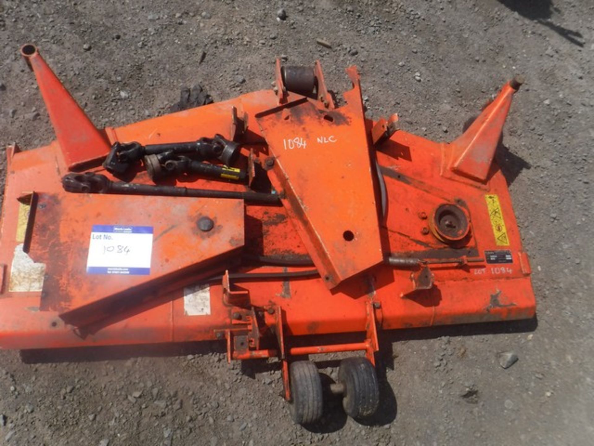 KUBOTA 2014 CUTTING DECK **SPARES OR REPAIR**