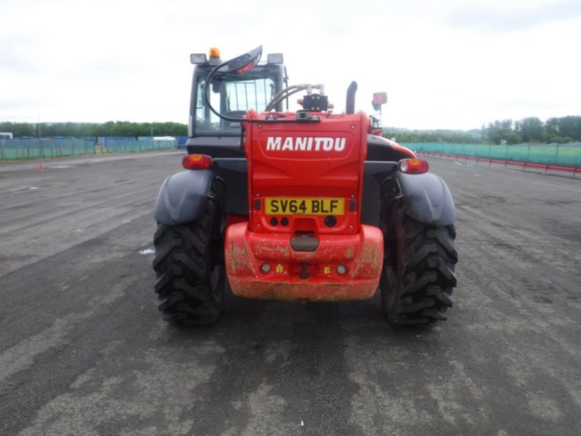 MANITOU MT1840 TELESCOPIC FORKLIFT 6124HRS (NOT VERIFIED) C/W REVERSE CAMERA - Image 4 of 8