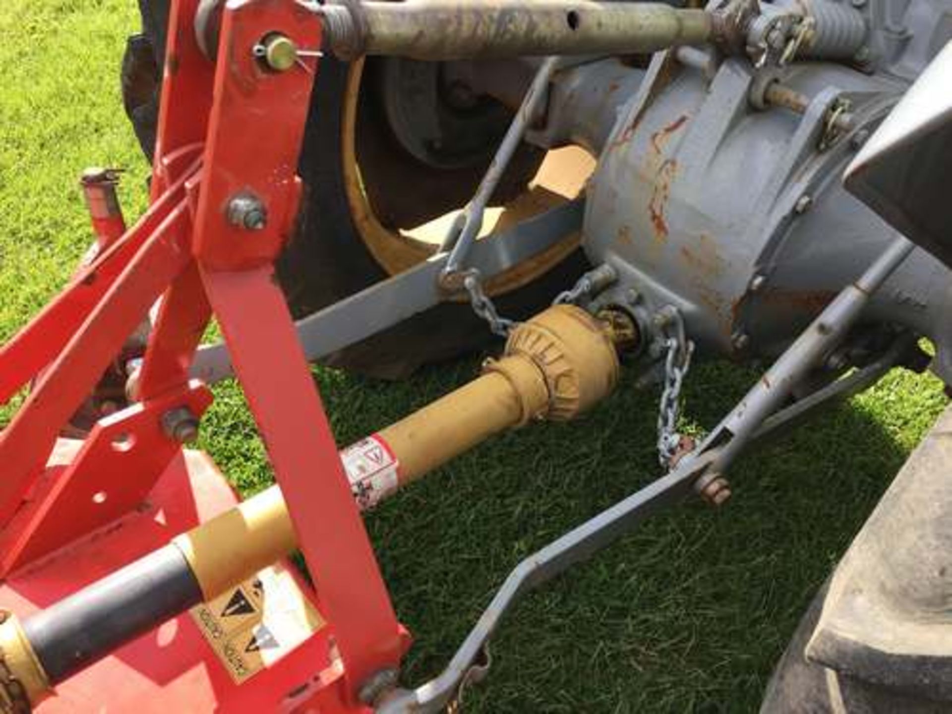 FERGUSON TEC-20 1952 NARROW PETROL TRACTOR C/W GRASS CUTTER SN - TEC 292678 - Image 6 of 13