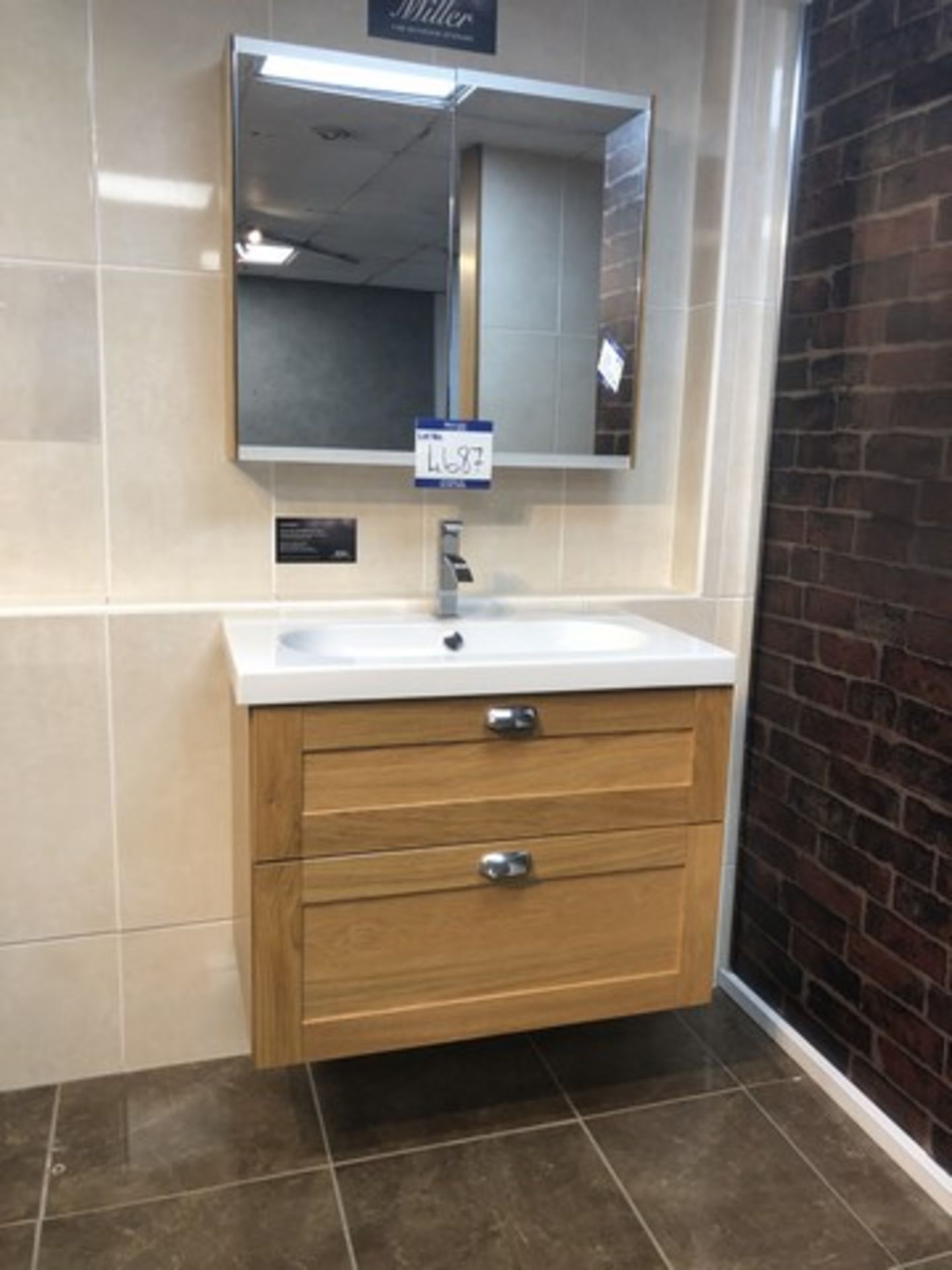 EX DISPLAY SINK UNIT