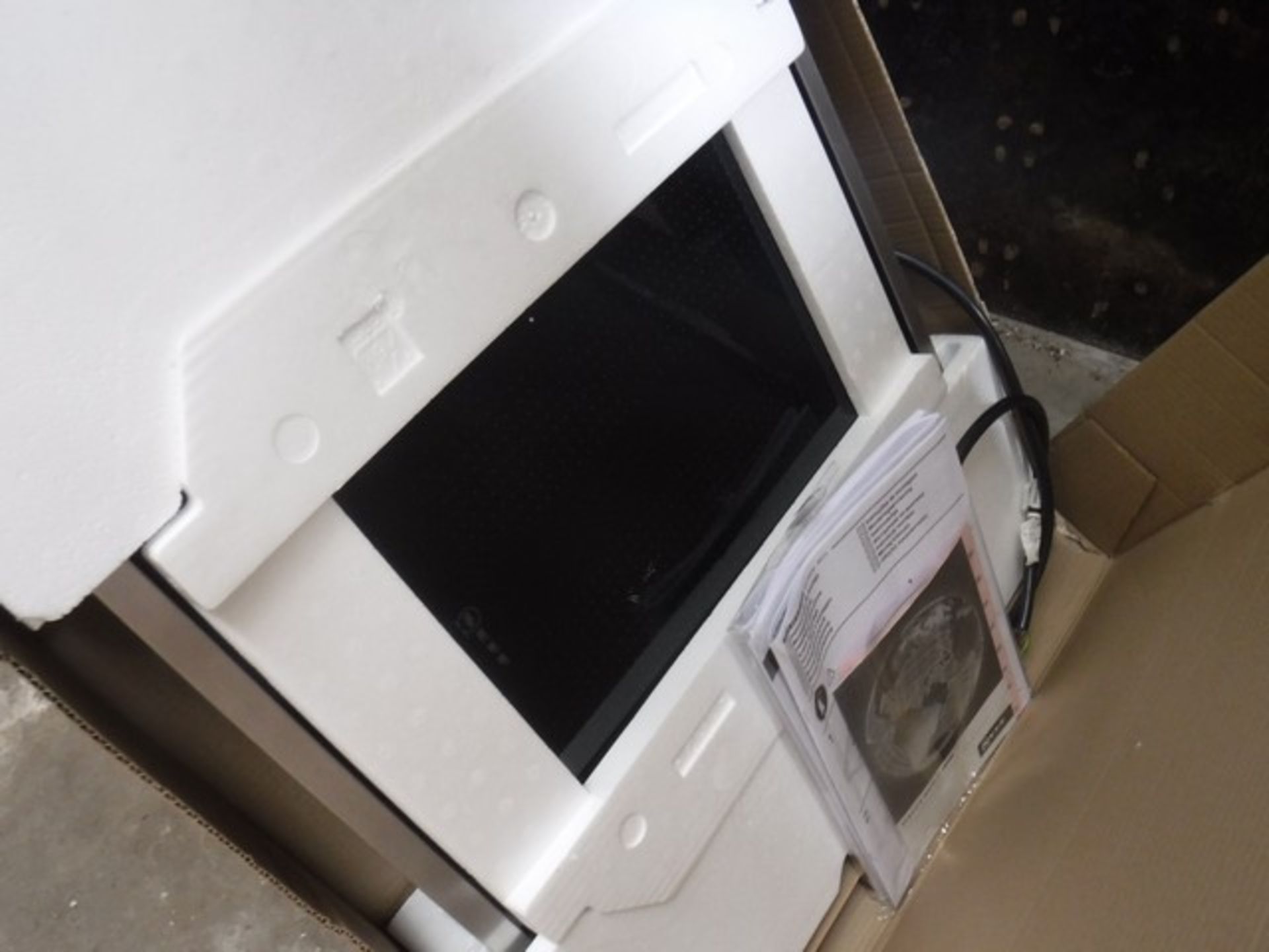 COOKER TOP, BAUMATIC HOOD AND WARMING DRAWER - Image 3 of 4