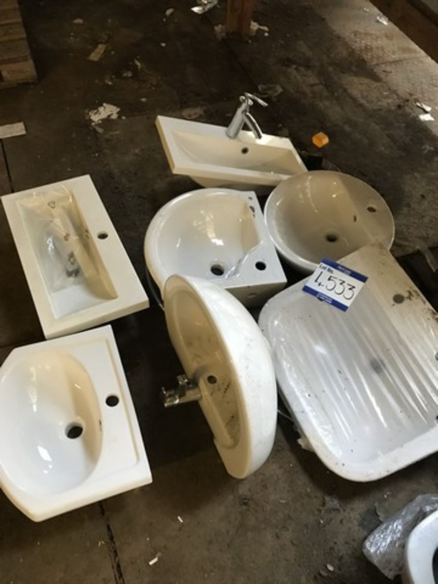 WASH BASINS x7