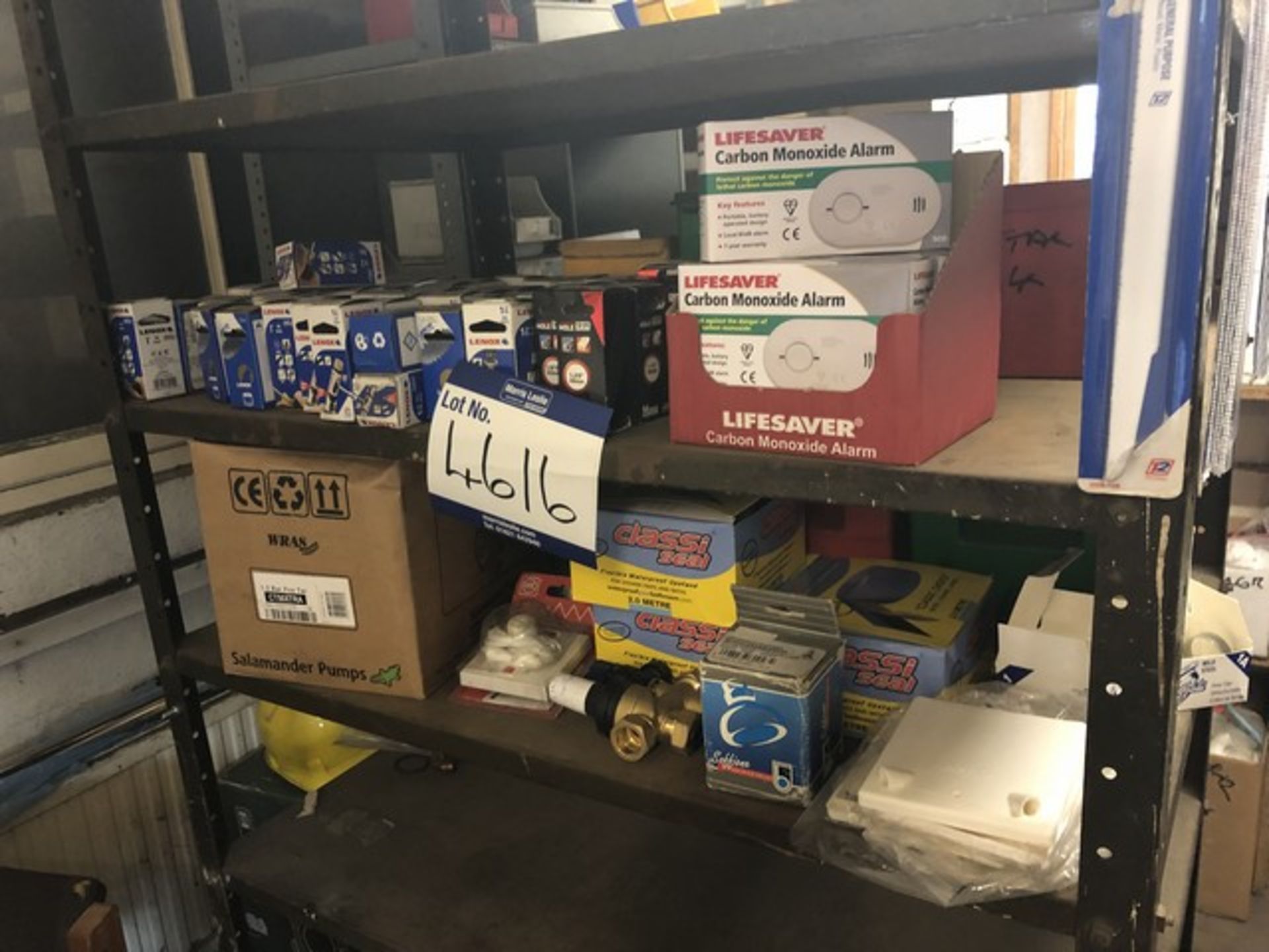 JOB LOT OF ITEMS - MONOXIDE ALARMS, HOLE SAW BITS, PUMP