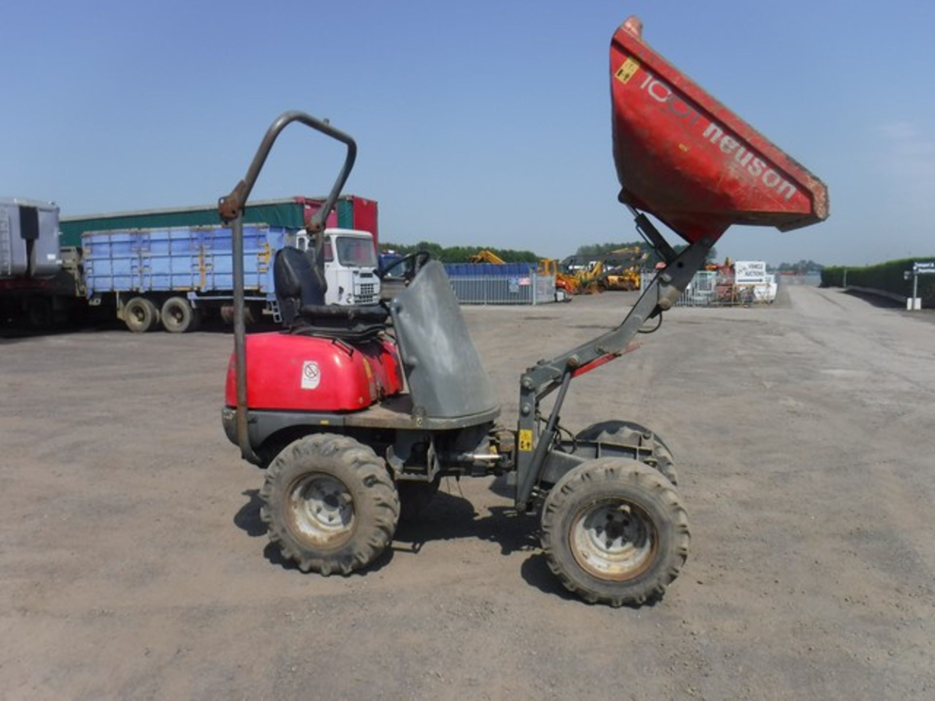 NEUSON 1001 1 TON 2006 HIGH TIP DUMPER 2720 Hours NOT VERIFIED SN- AB100041H - Image 3 of 6