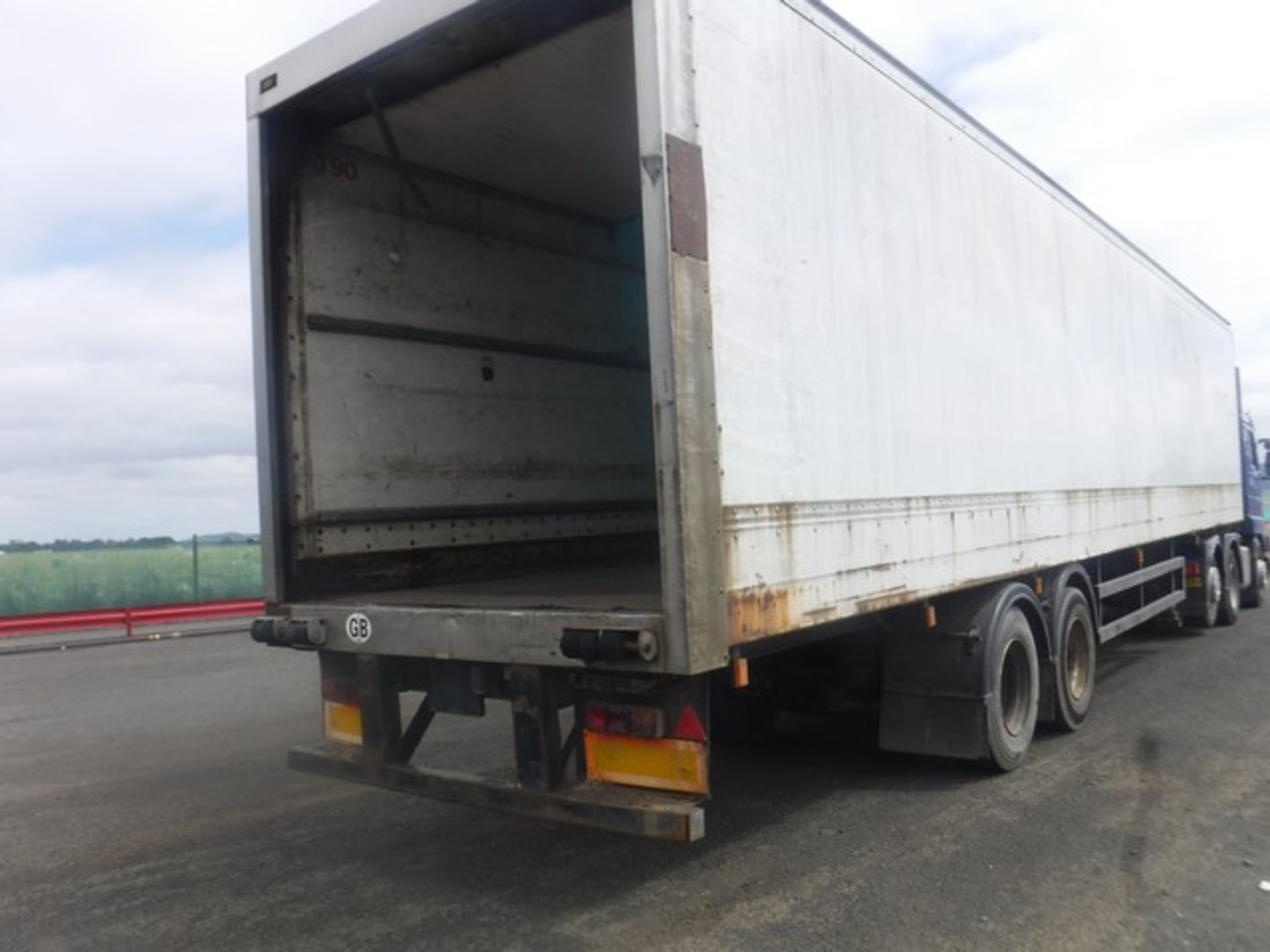 MONTRACON BOX TRAILER 2000, CN-DV60132 - Image 4 of 11