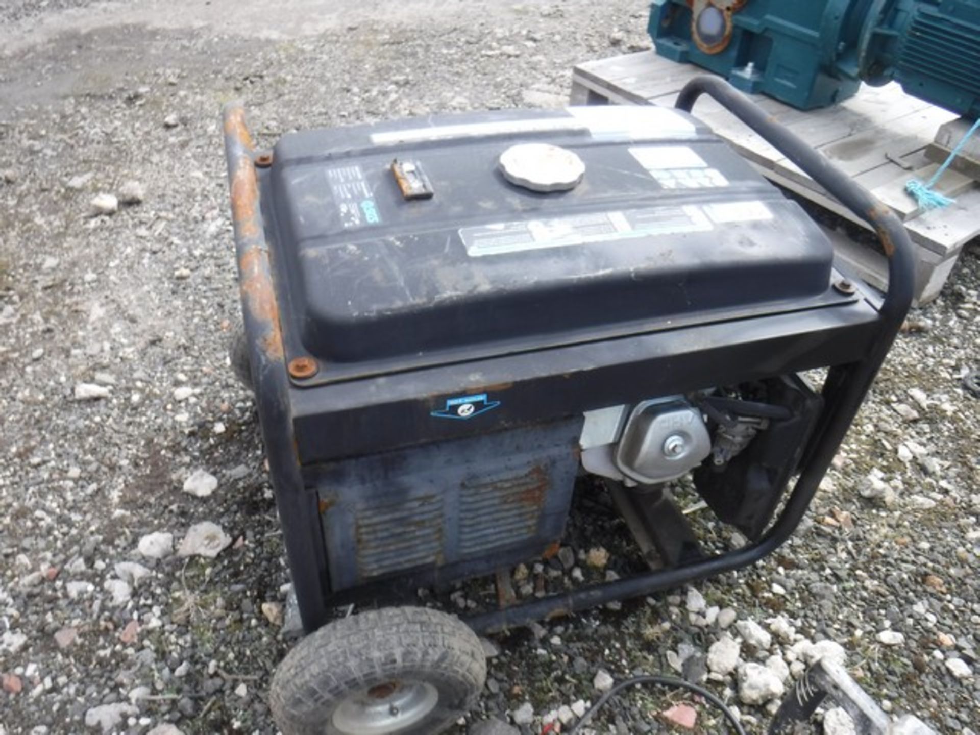 SES SPG6500 PETROL GENERATOR 6.5KVA ELECTRIC START - Image 4 of 5