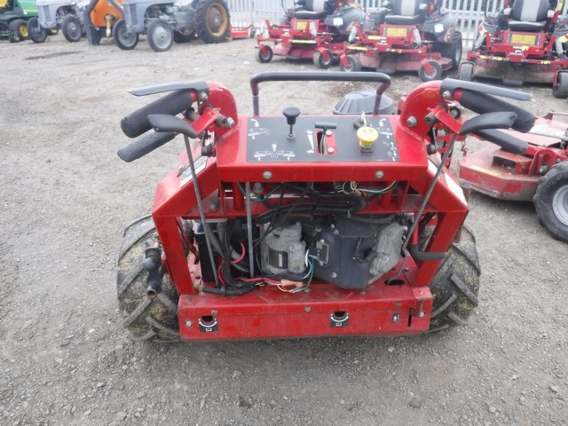 FERRIS DD21/48R PEDESTRIAN MOWER 2013. 680 HOURS SN - 2016335991 - Image 5 of 5