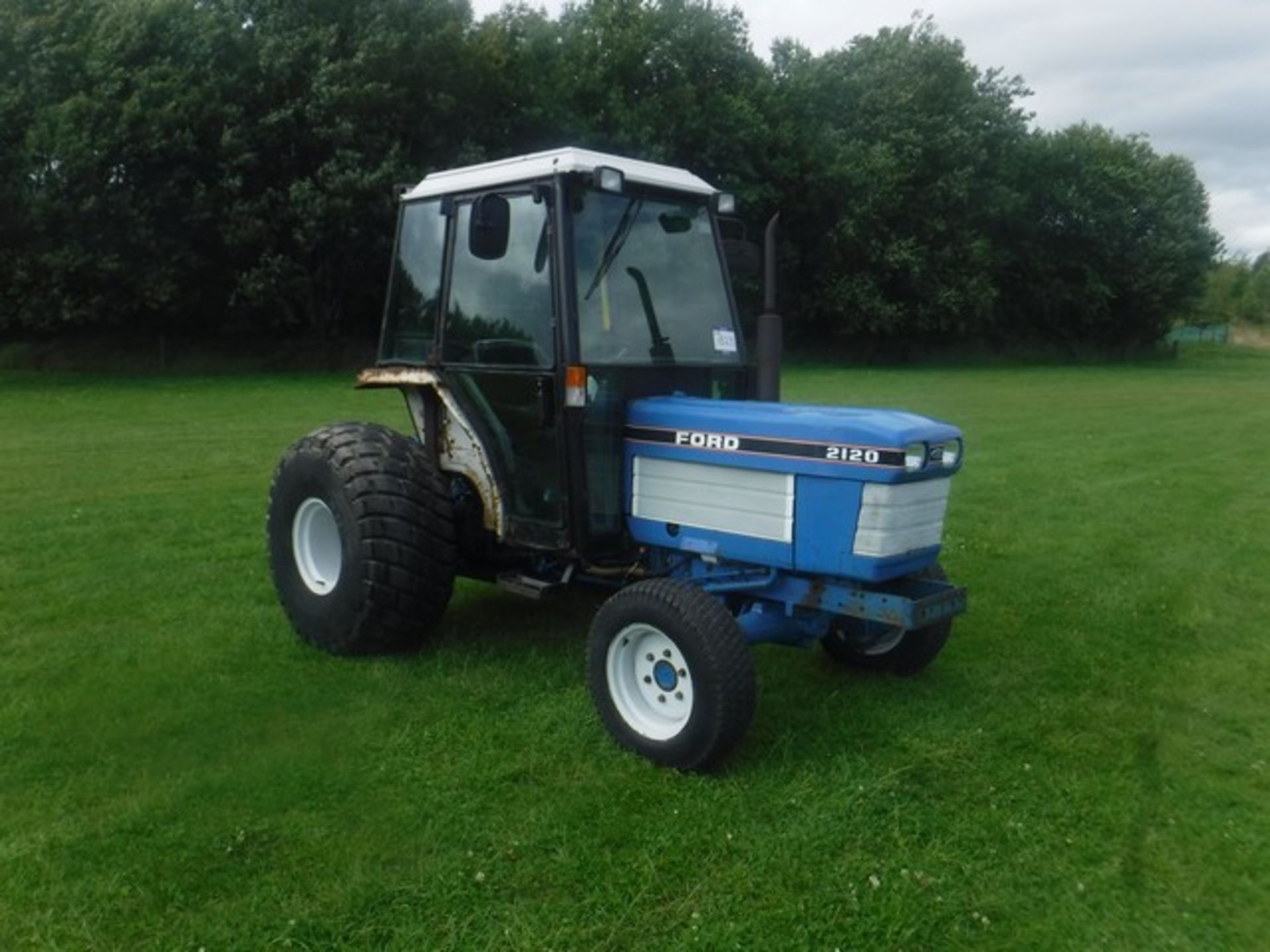 FORD 2120 4WD TRACTOR 1992 - 5917HRS (NOT VERIFIED) - Image 4 of 13