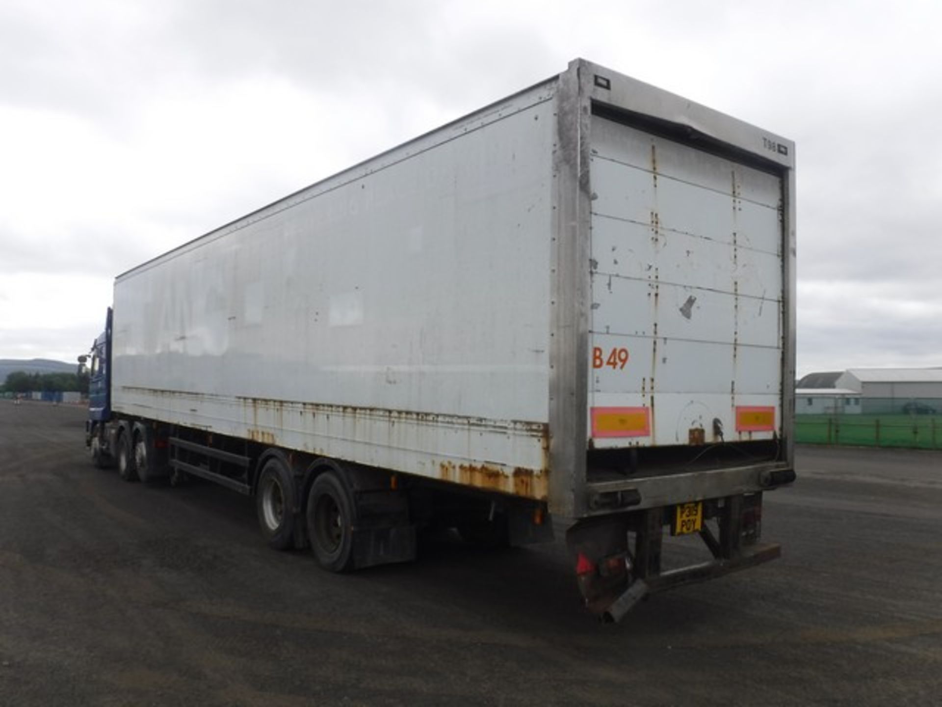 MONTRACON 2002 40ft BOX TRAILER SN-DV60140 - Image 2 of 7