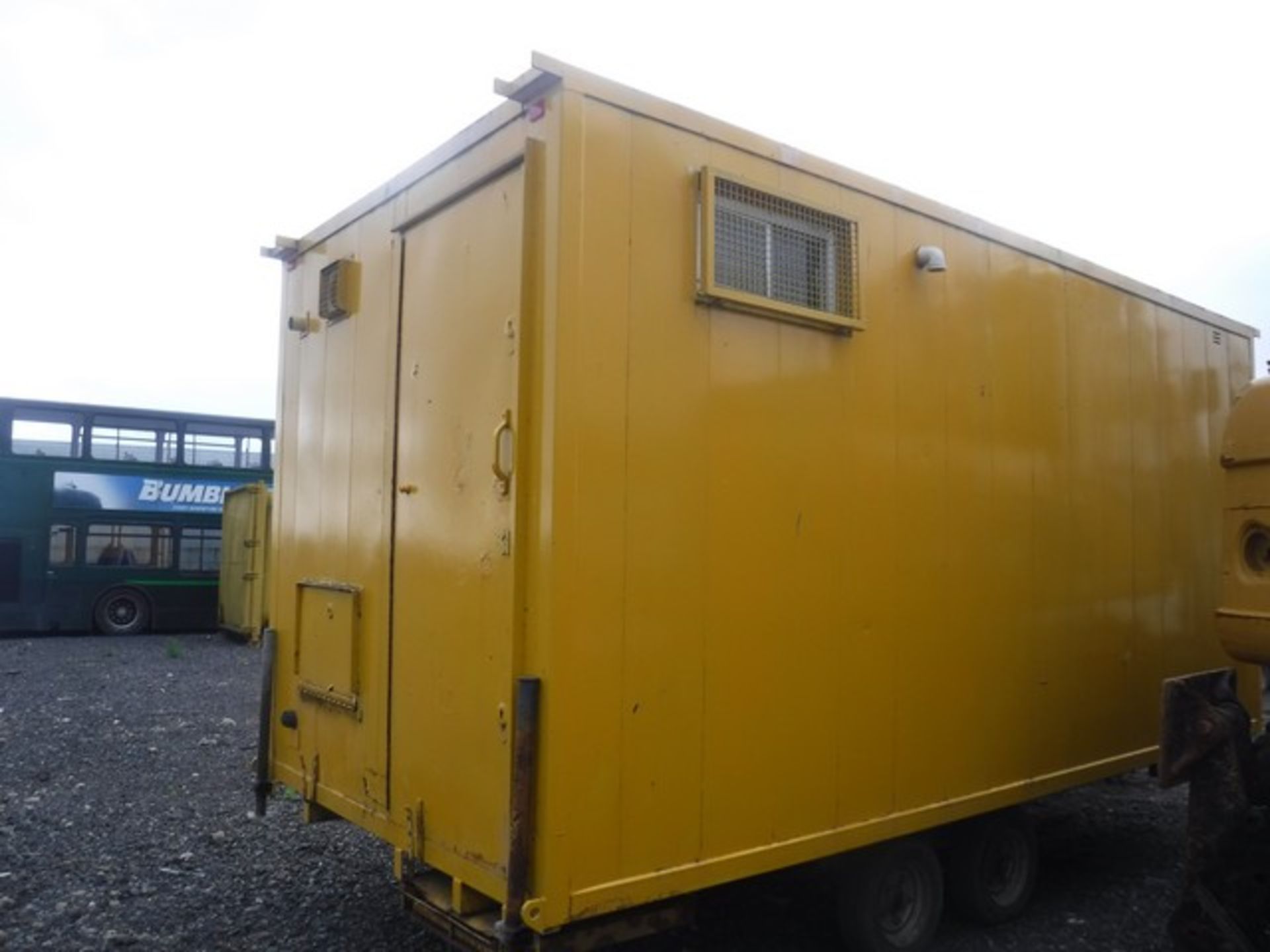 KABCO 2009 MOBILE WELFARE UNIT C/W GENERATOR AND CHEMICAL TOILET SN - GF10217-16/312 ASSET NO. - - Image 2 of 6