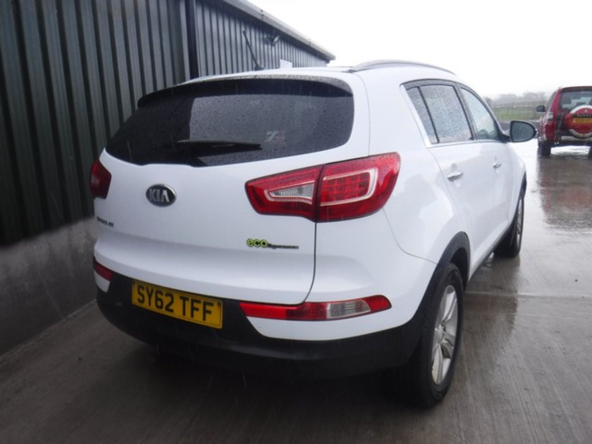 KIA SPORTAGE 2 CRDI - 1685cc - Bild 4 aus 5