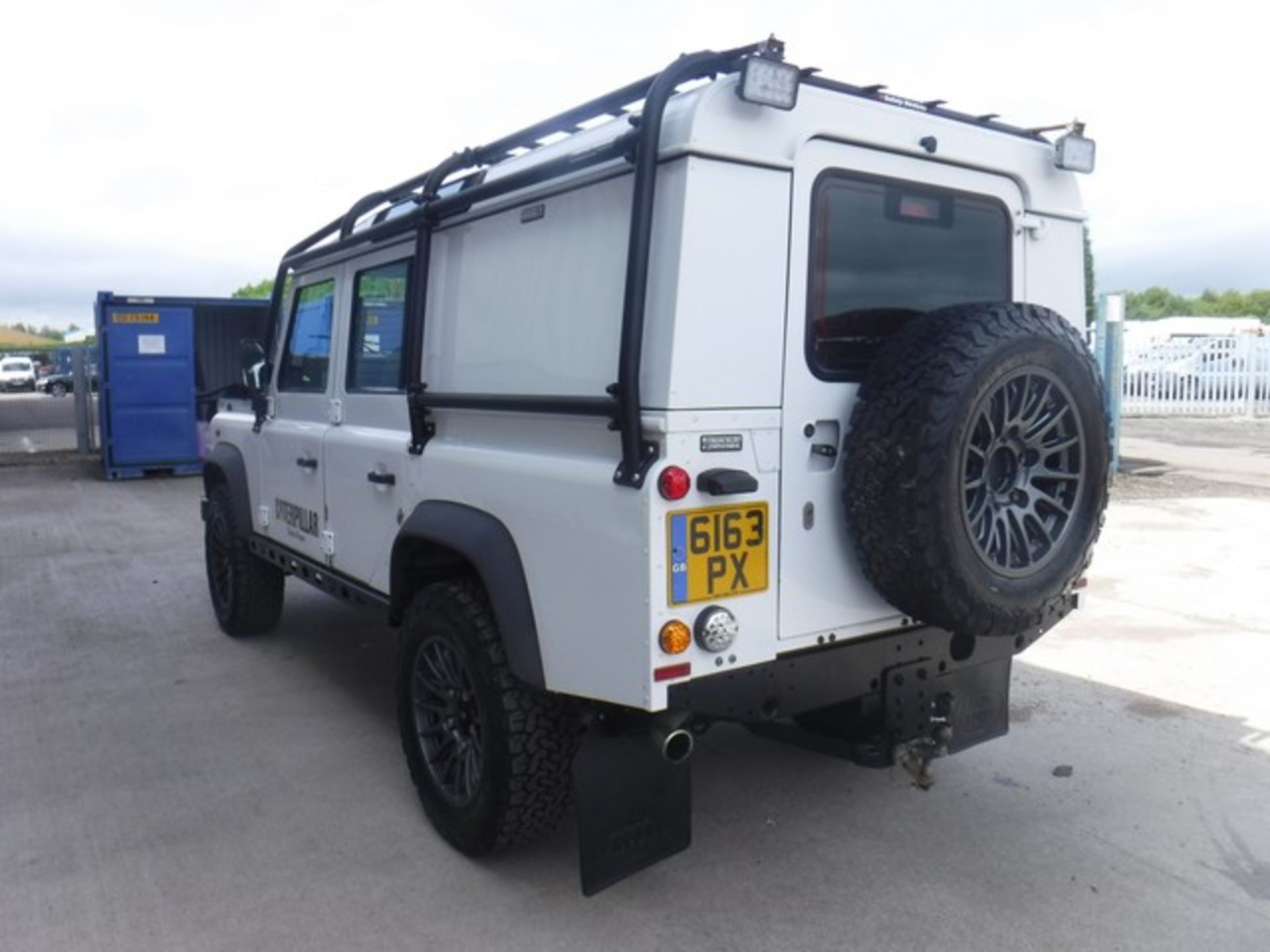 LAND ROVER DEFENDER 110 TD - 2198cc - Image 3 of 14