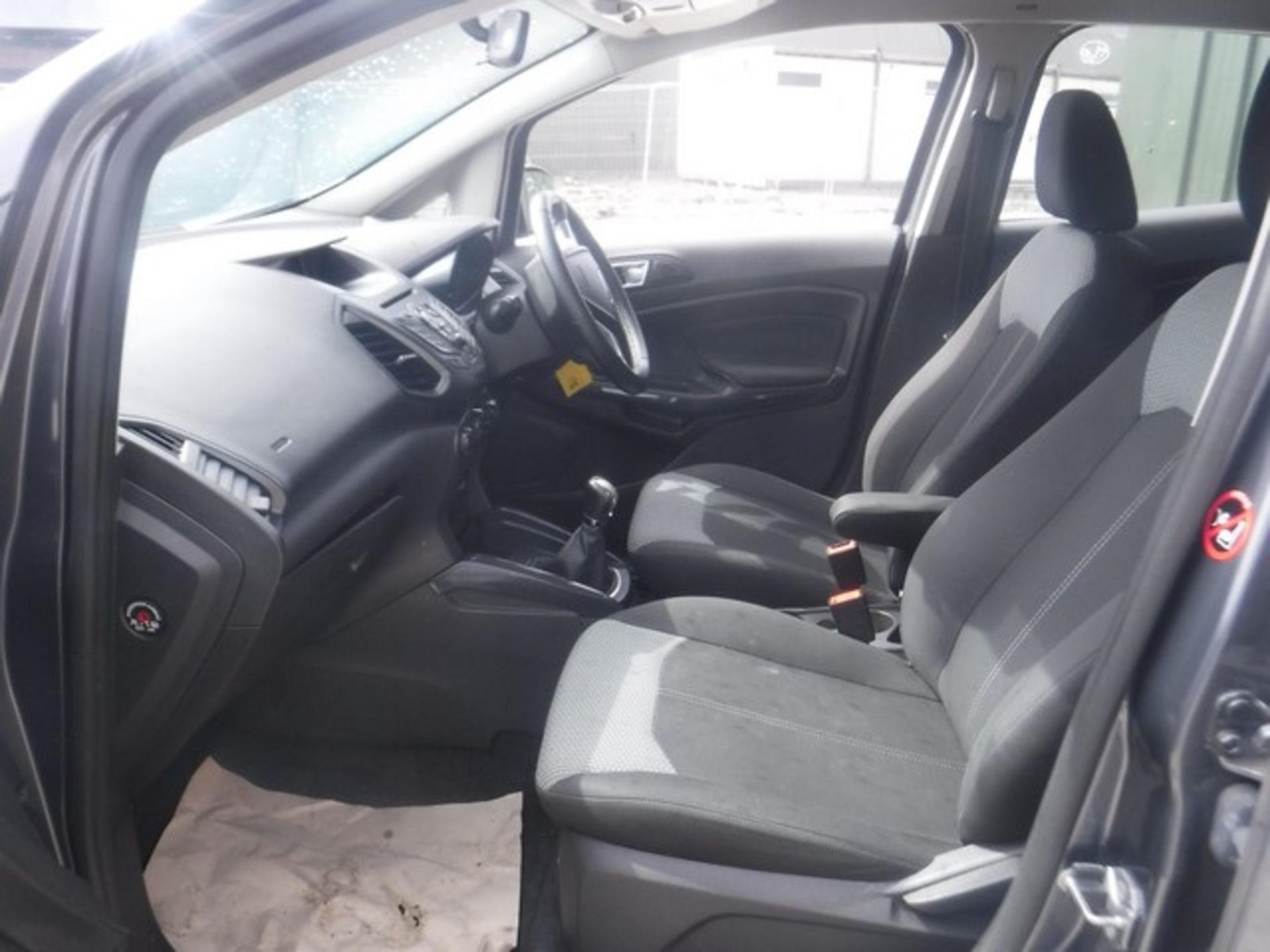 FORD ECOSPORT ZETEC TURBO - 998cc - Bild 5 aus 8