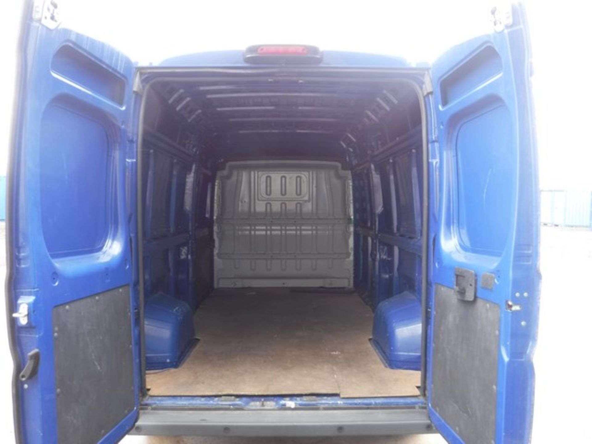 PEUGEOT BOXER 335 PRO L3H2 BLUE H - 1997cc - Image 4 of 5