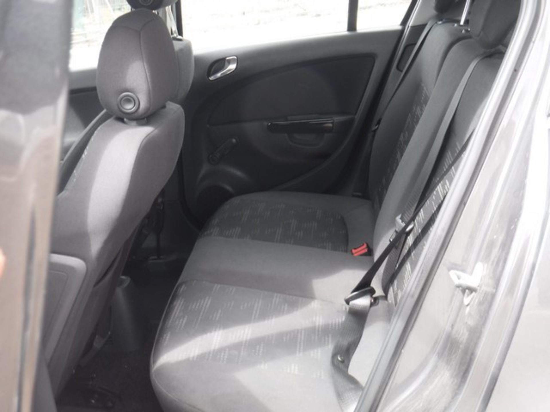 VAUXHALL CORSA EXCLUSIV AC - 1398cc - Image 7 of 8