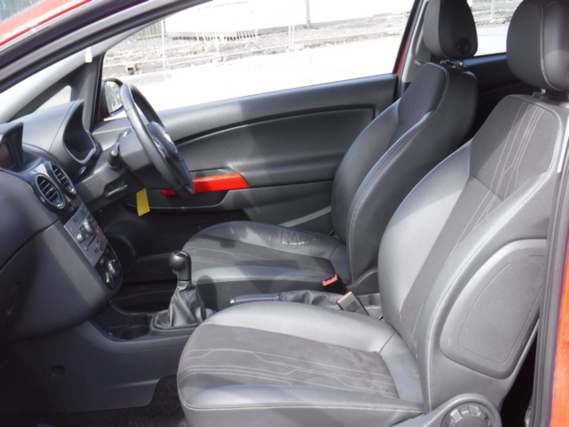 VAUXHALL CORSA ACTIVE AC - 1229cc - Image 5 of 9