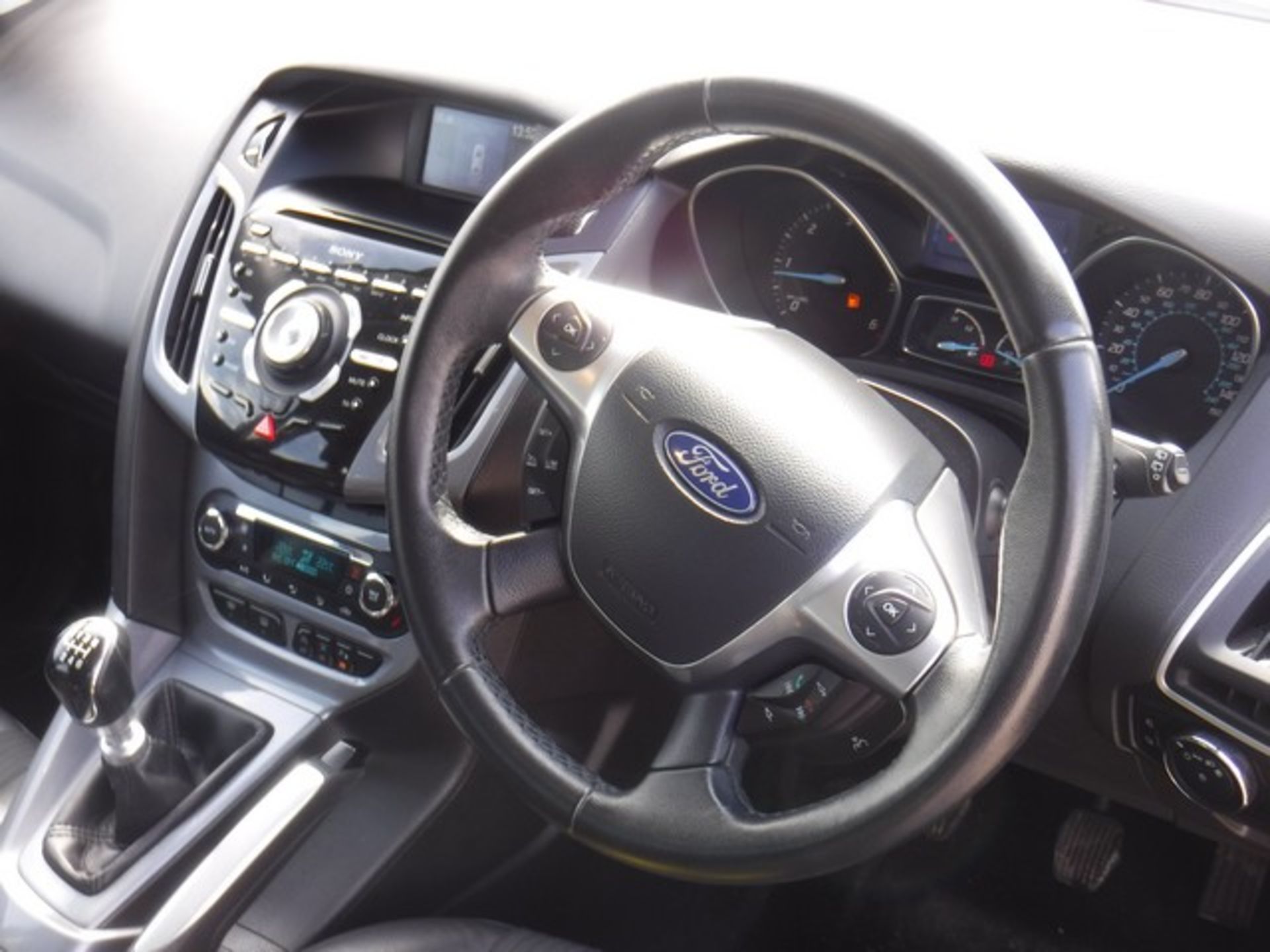 FORD FOCUS TITANIUM X TDCI - 1560cc - Image 4 of 8