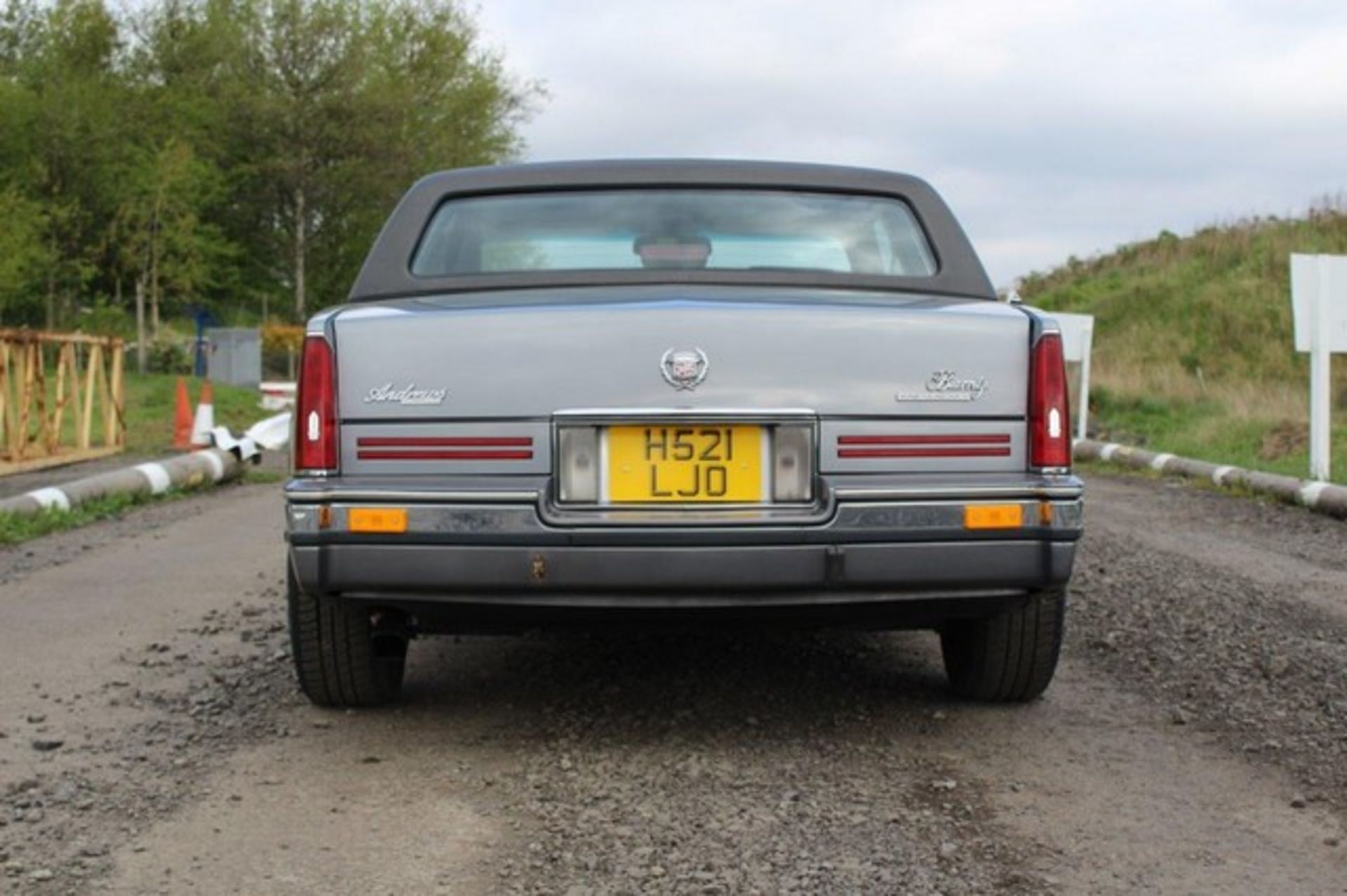 CADILLAC ELDORADO BIARRITZ 4.9 V8 - 4.9 - Image 8 of 17