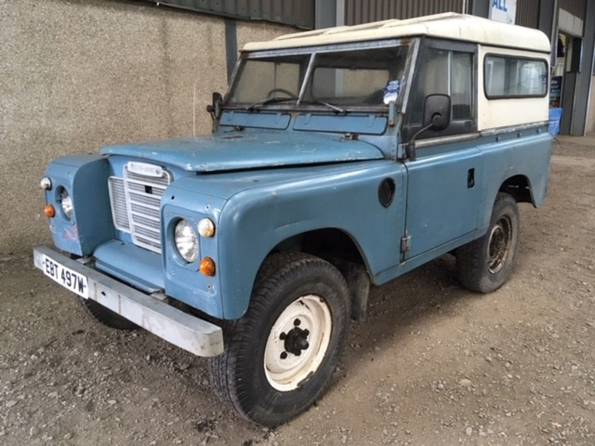 LAND ROVER 88" - 4 CYL - 2286cc