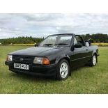 FORD ESCORT 1.6I CABRIOLET - 1597cc