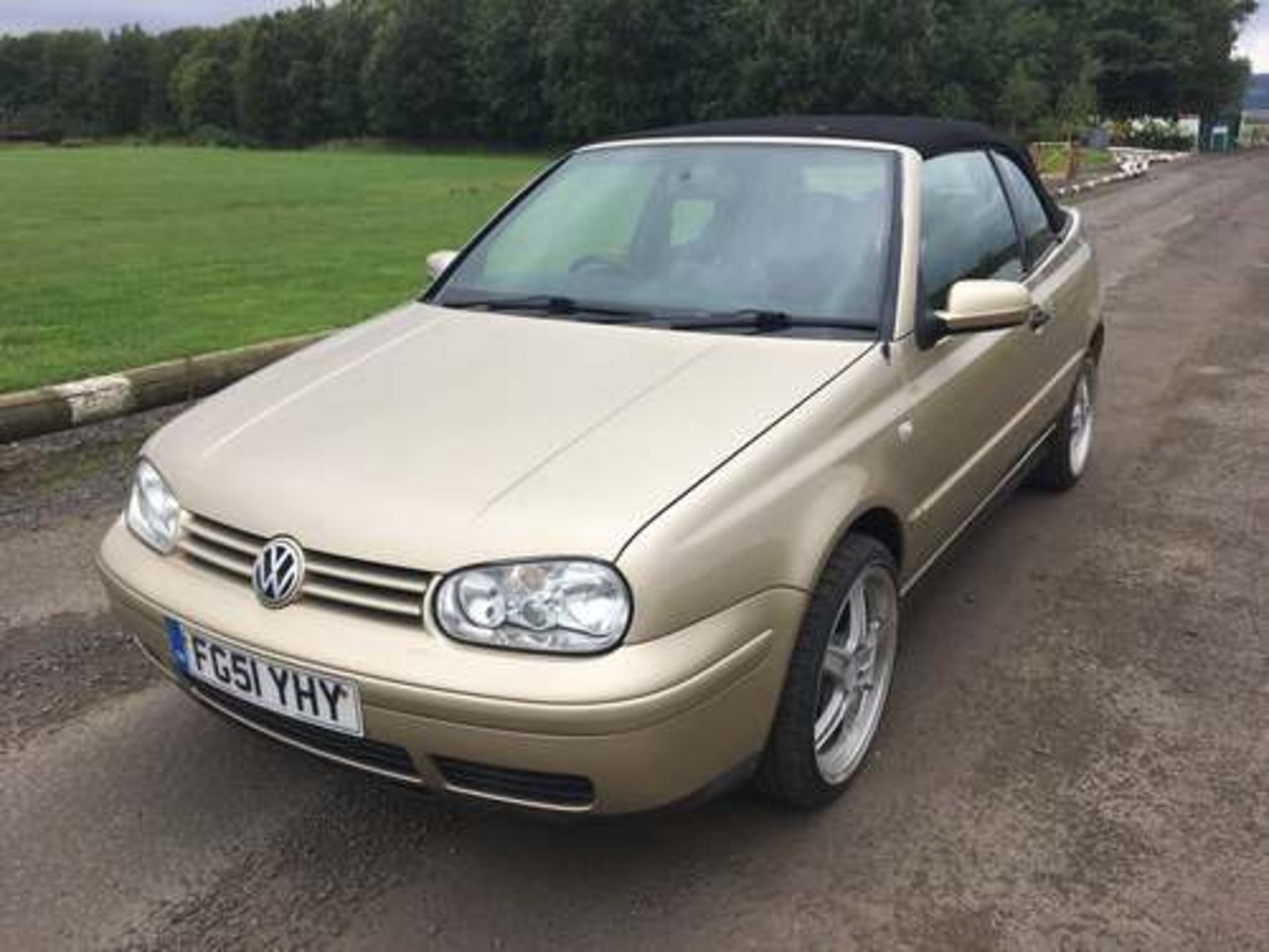 VOLKSWAGEN GOLF AVANTGARDE CABRIO - 1958cc - Image 2 of 10