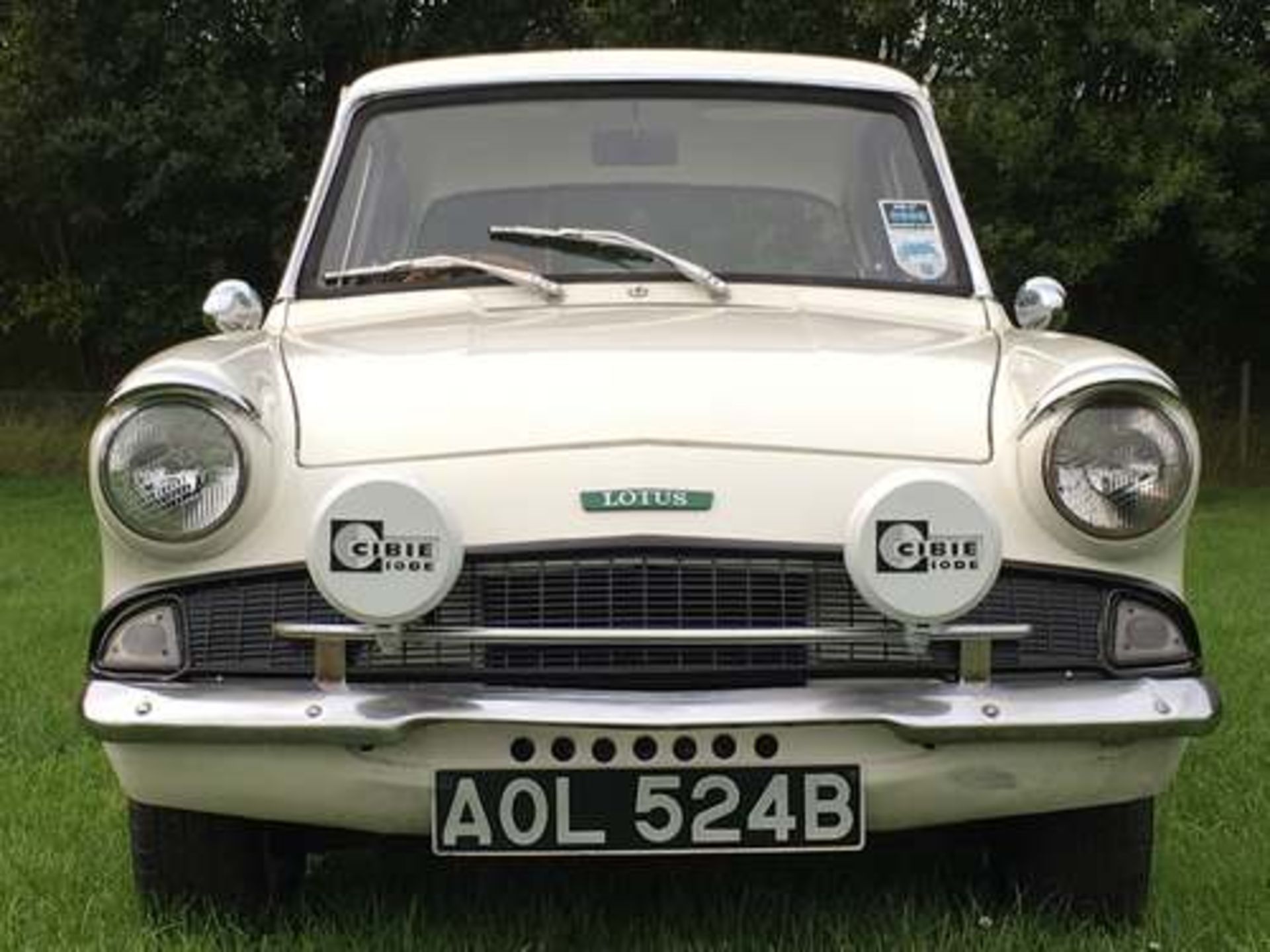 FORD ANGLIA - 997cc - Image 5 of 20