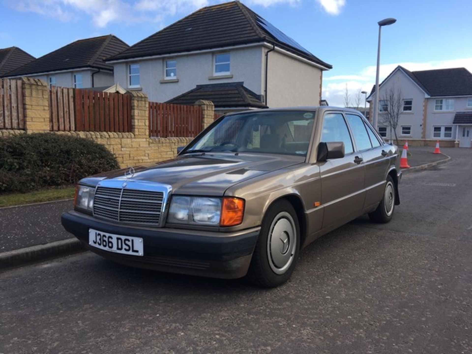 MERCEDES 190E - 1997cc